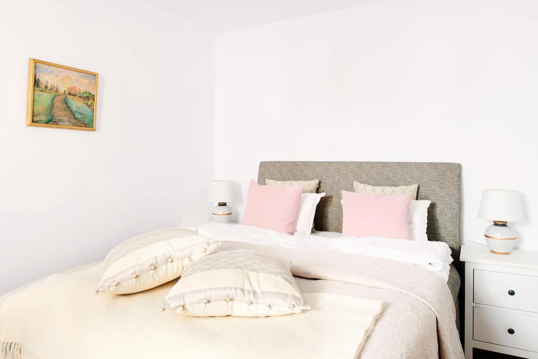 Bedroom, Bed in Balcon de Europa