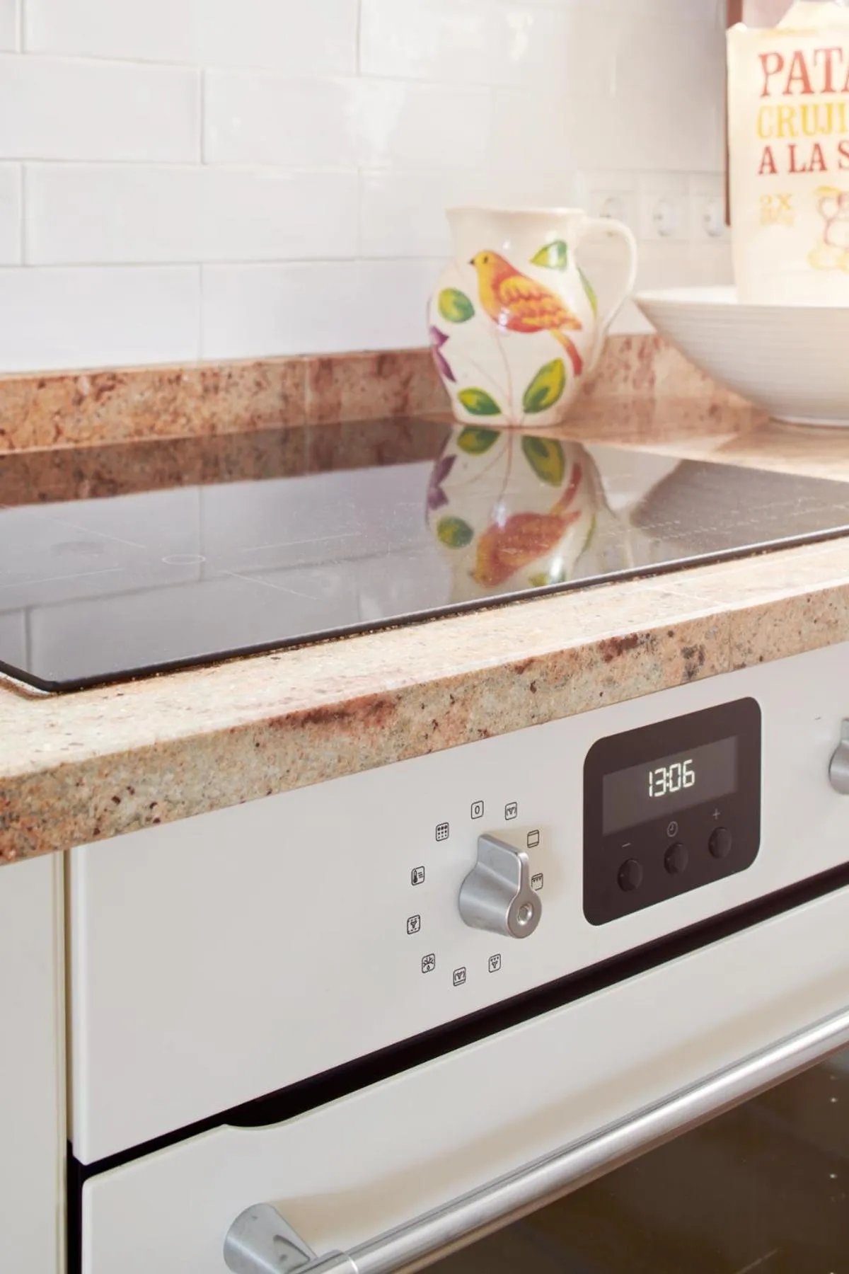 Kitchen or kitchenette in Balcon de Europa