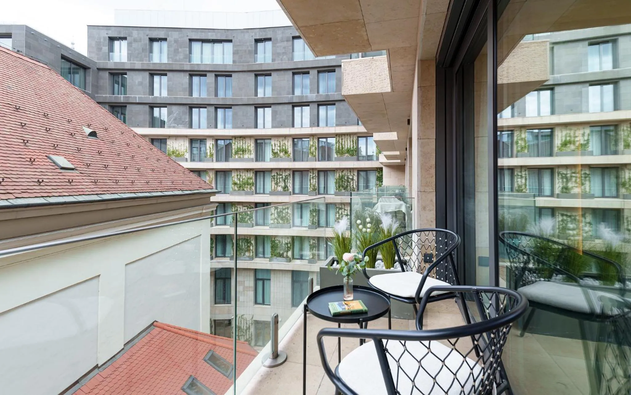 Balcony/Terrace in Emerald Downtown Luxury Suites by Continental Group