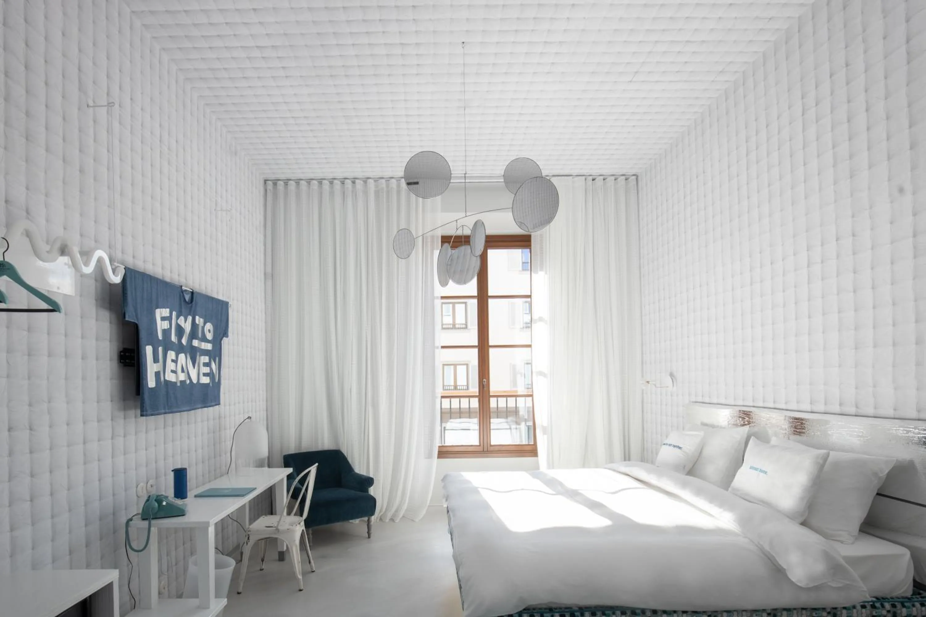 Bedroom, Bed in 25hours Hotel Florence Piazza San Paolino