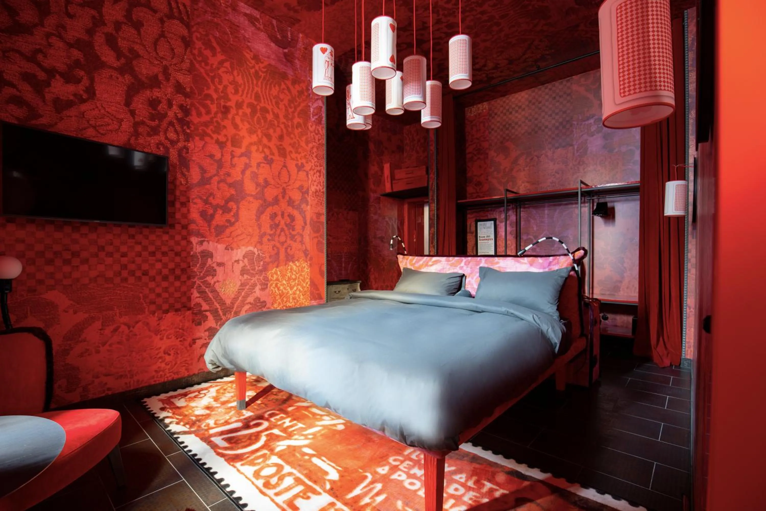 Bedroom, Bed in 25hours Hotel Florence Piazza San Paolino