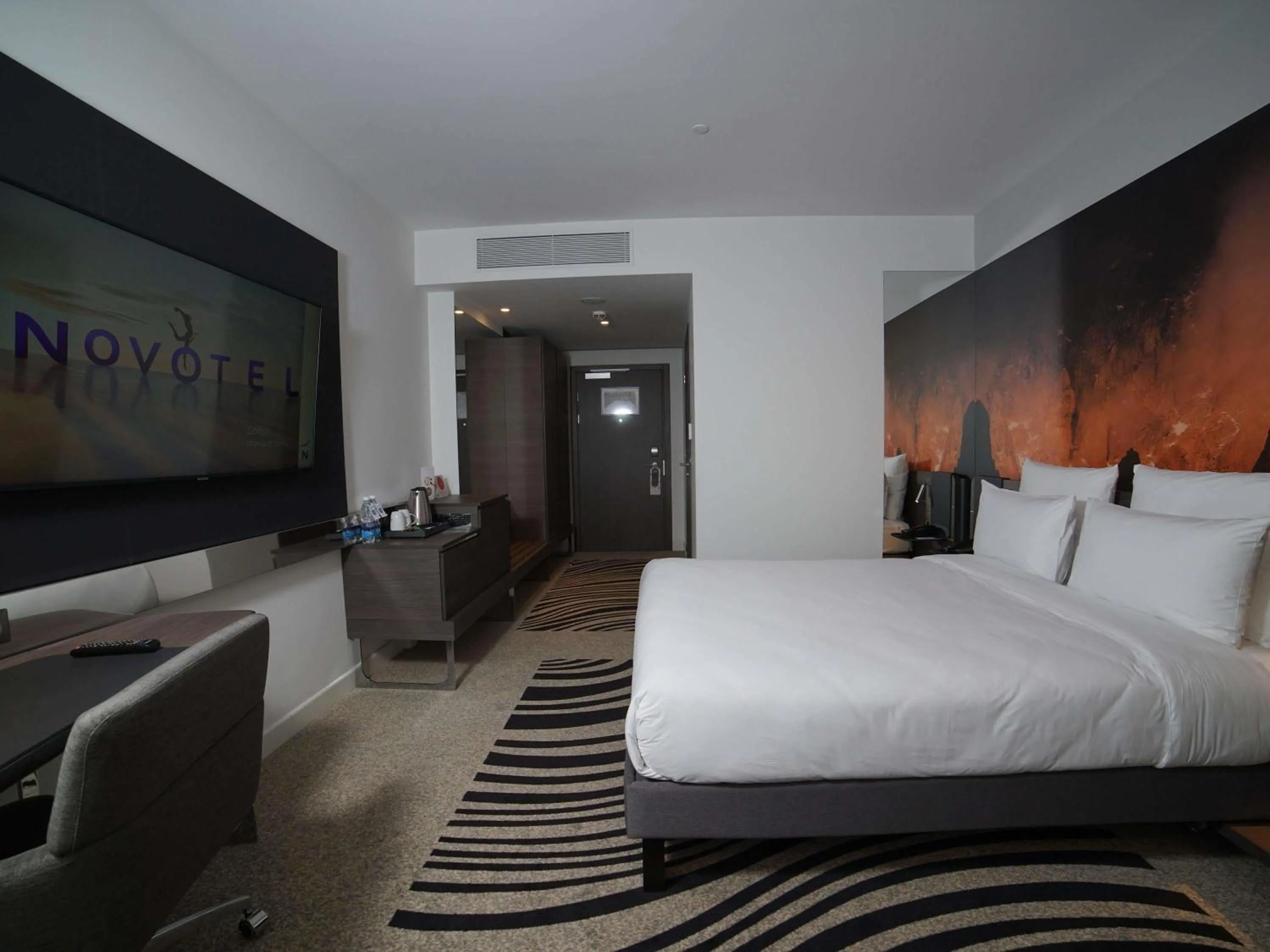 Bedroom, Bed in Novotel Bishkek City Center