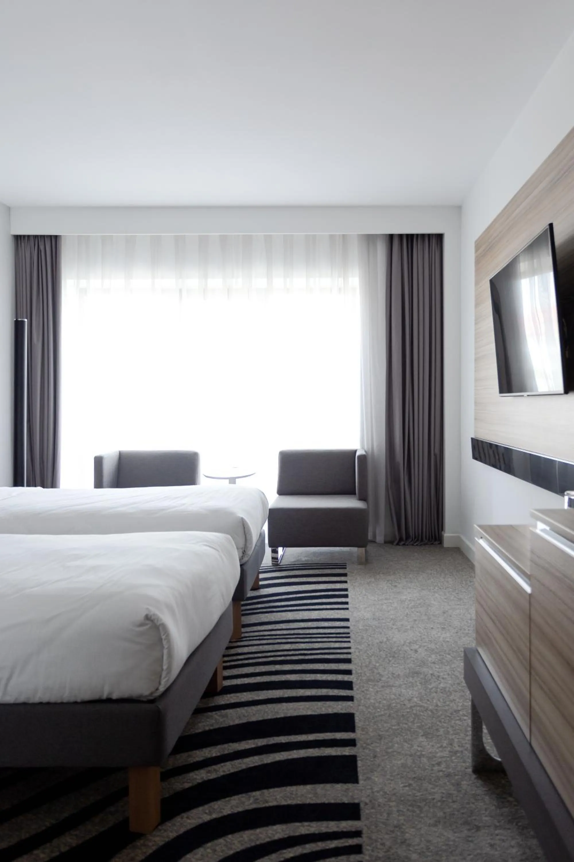 TV and multimedia, Bed in Novotel Bishkek City Center