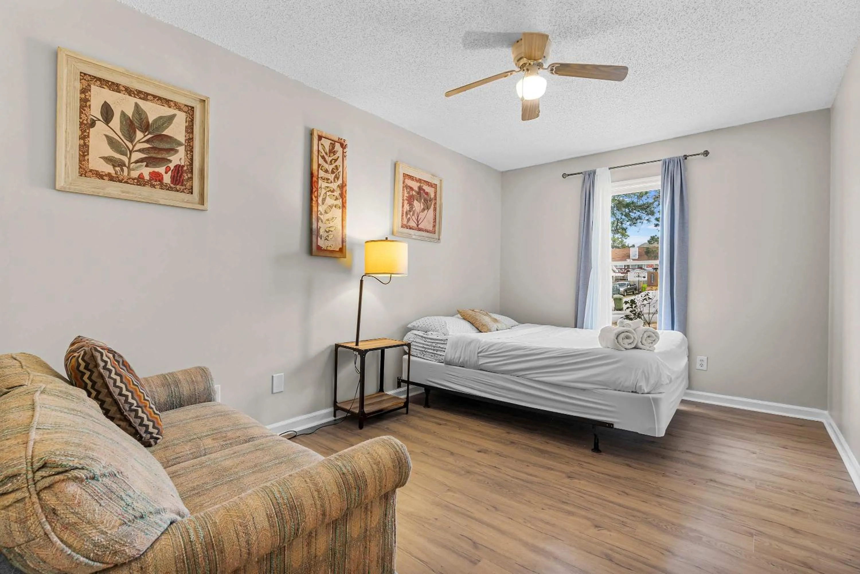 Bed in The Garnet Goliath Columbias Biggest BnB Yard