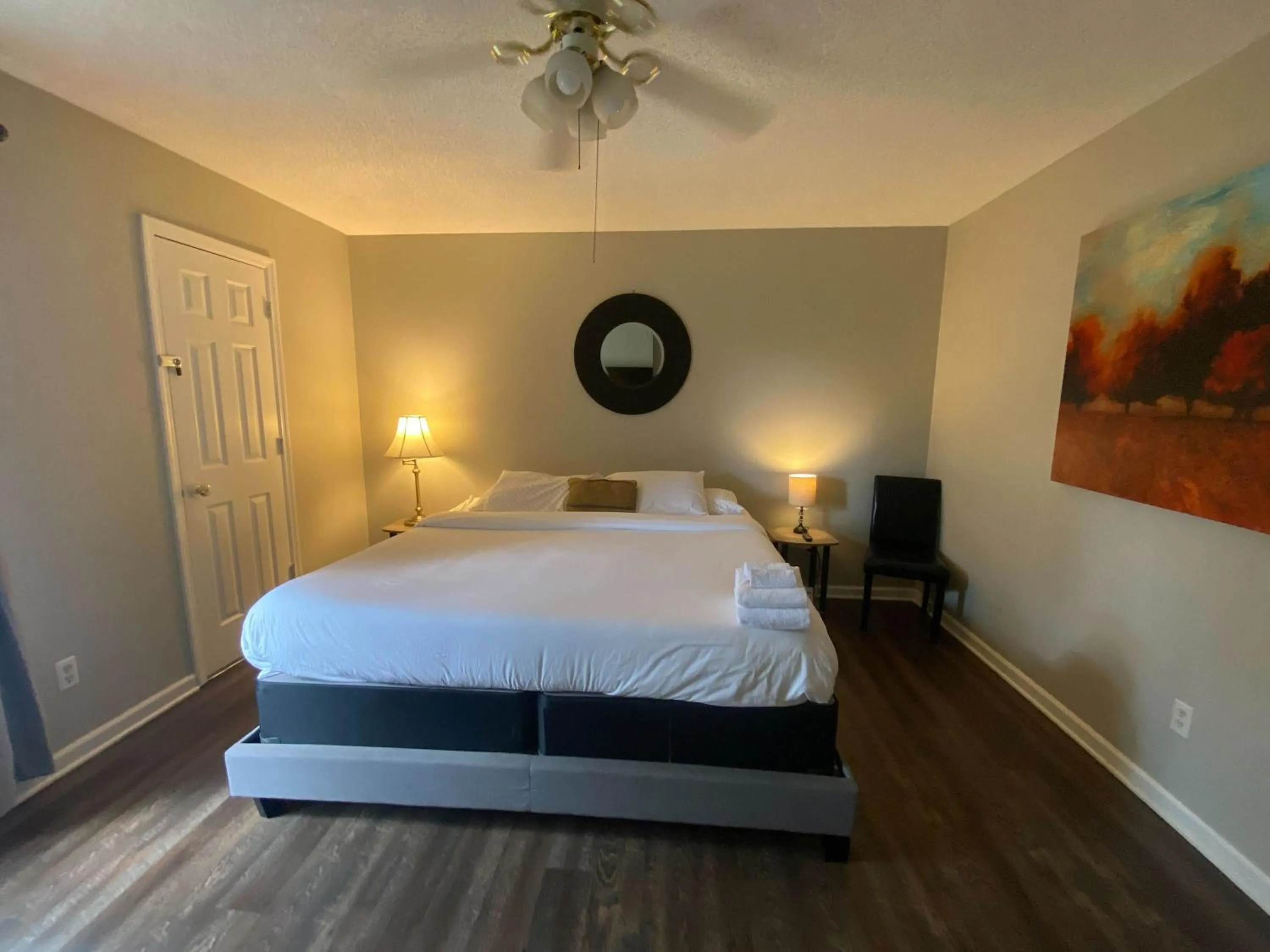 Bed in The Garnet Goliath Columbias Biggest BnB Yard