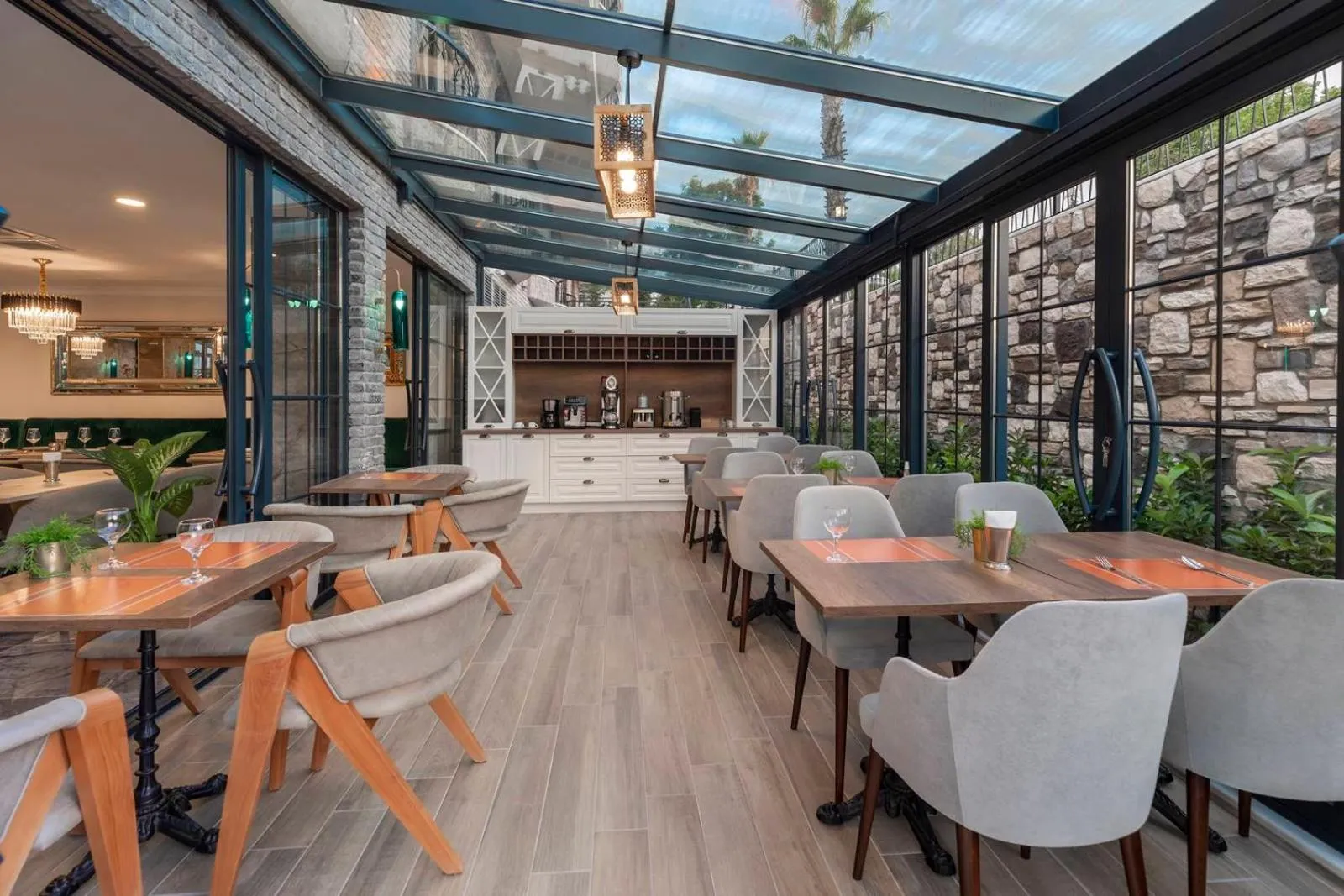 Banquet/Function facilities in LAGUN CASTLE HOTEL&SPA