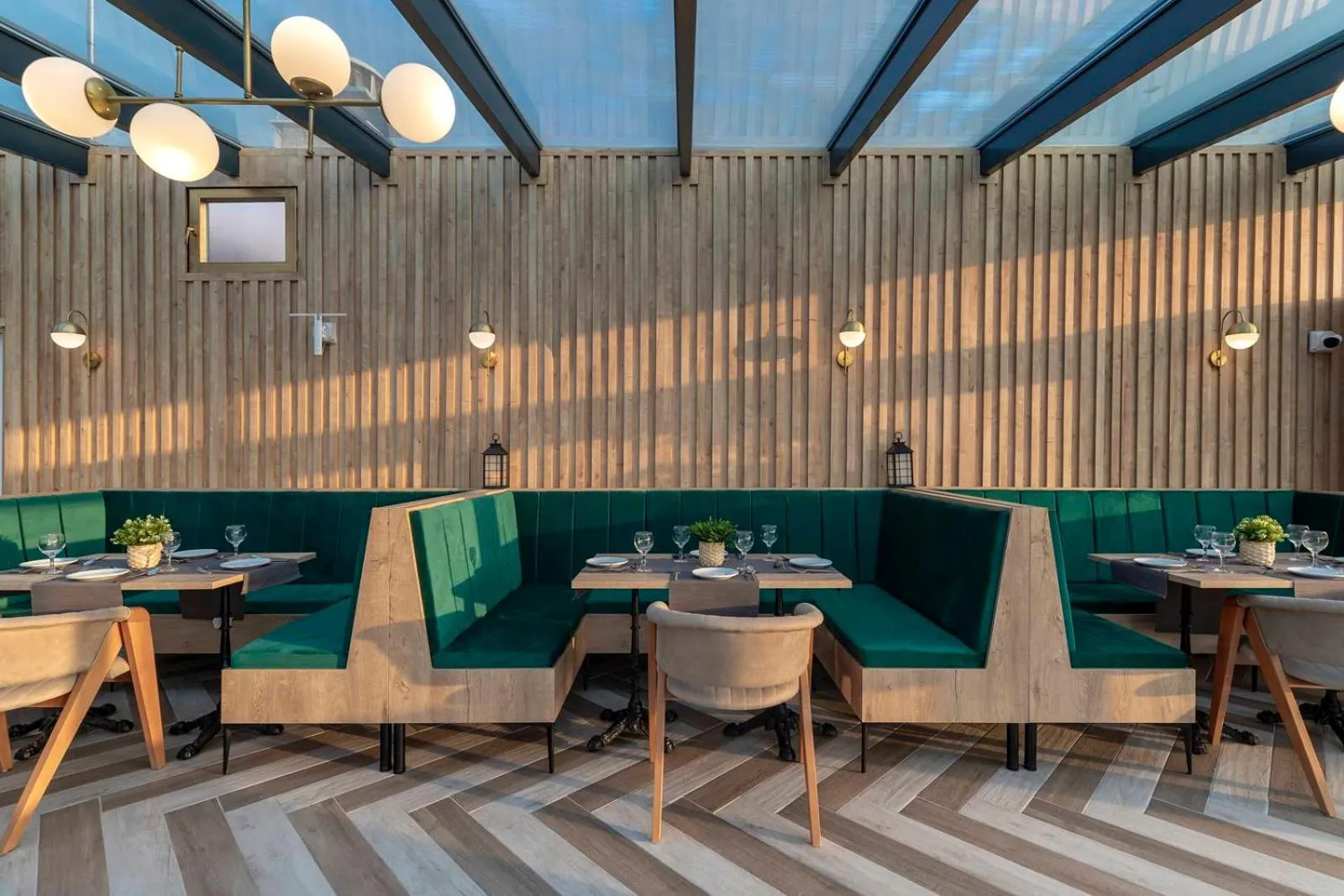 Lounge or bar in LAGUN CASTLE HOTEL&SPA