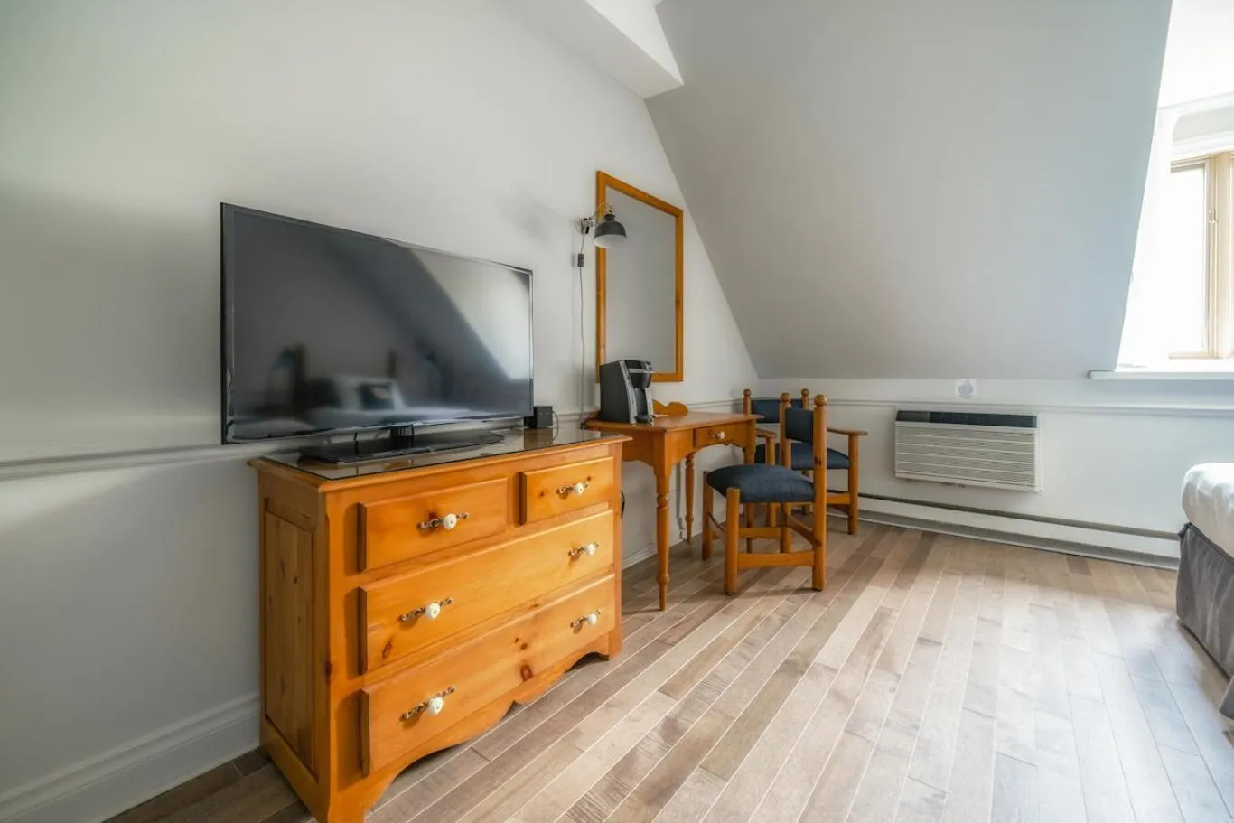 Property building in Hotel Cap-aux-Pierres