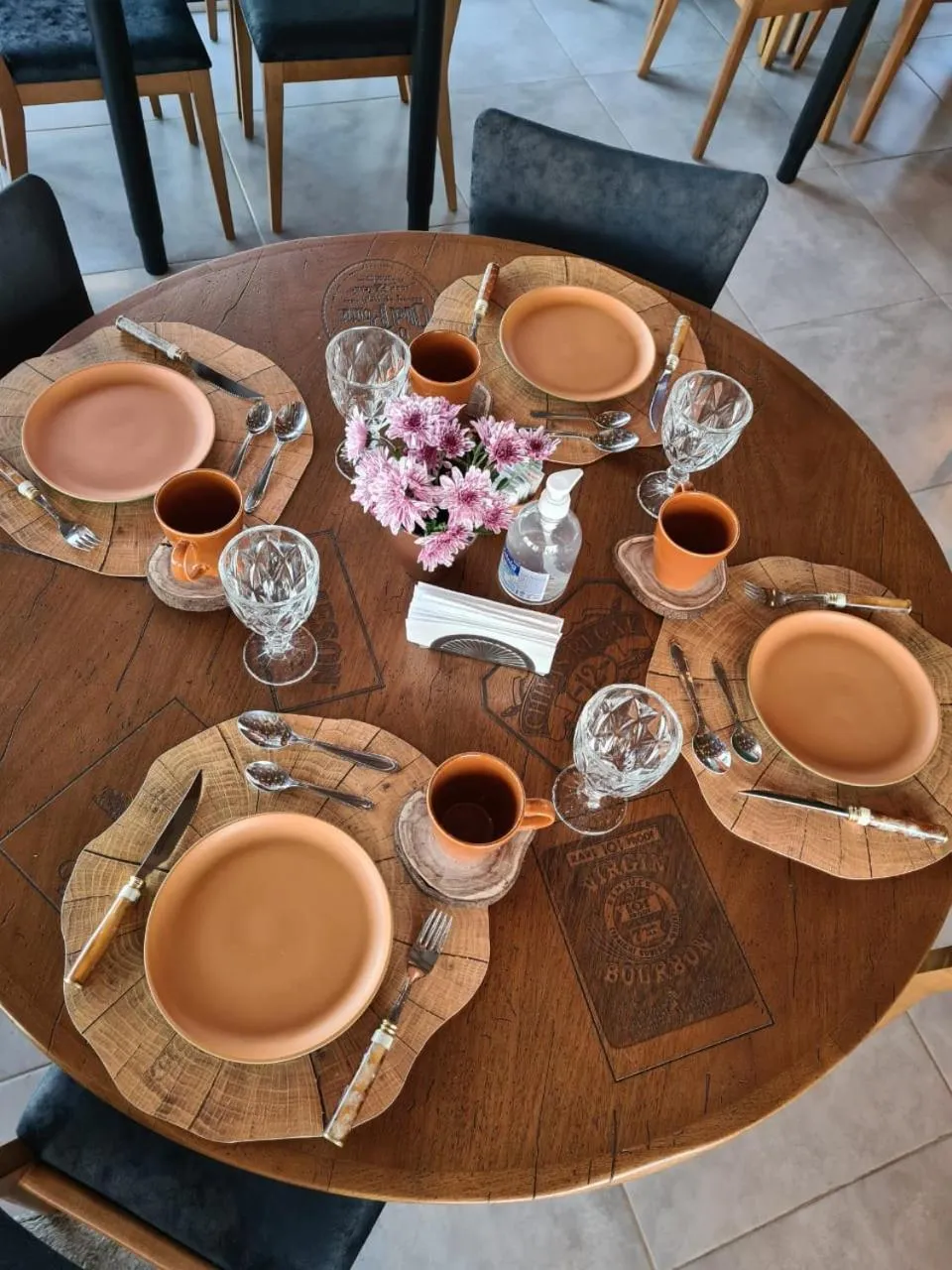 Buffet breakfast in Refúgio dos Coiotes