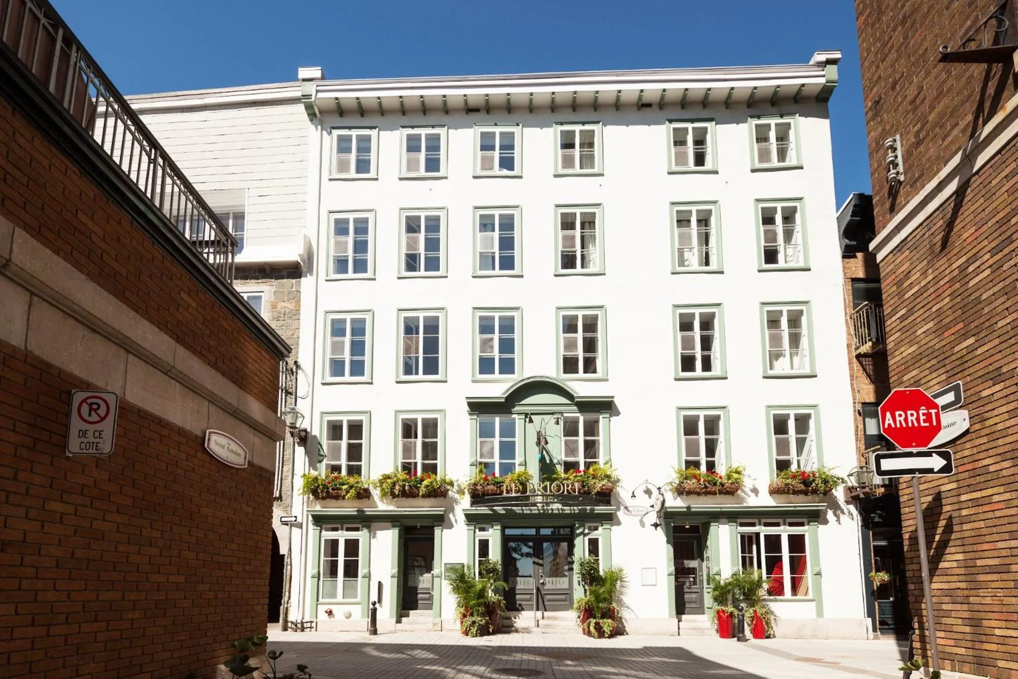 Facade/entrance in Hotel le Priori
