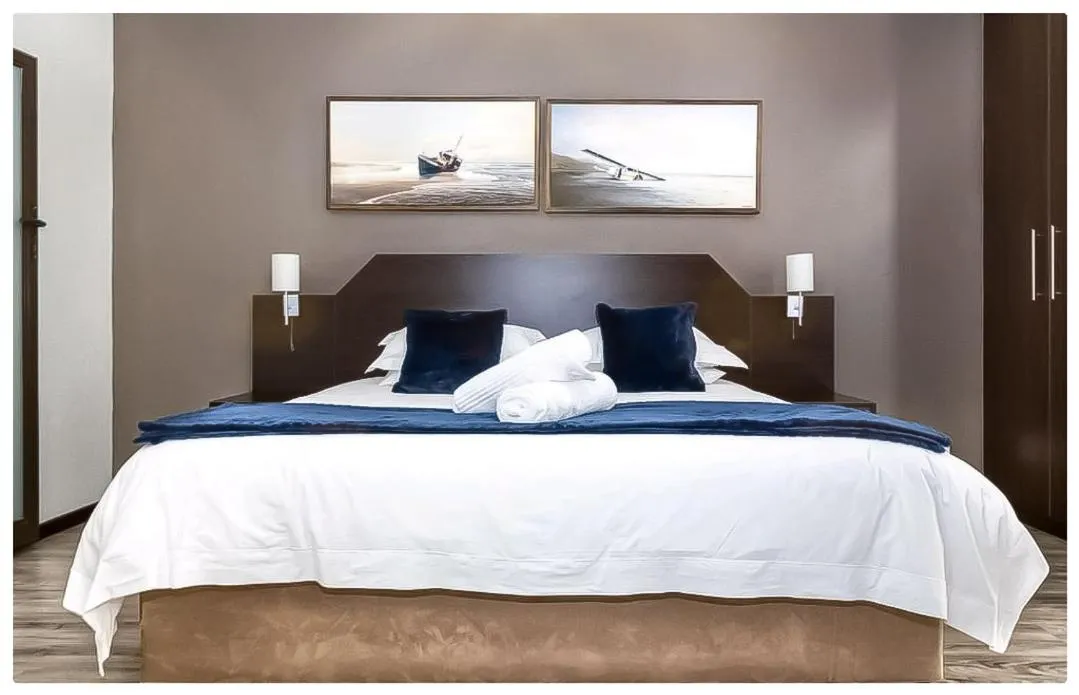 Bed in Beachwood Inn Melkbosstrand