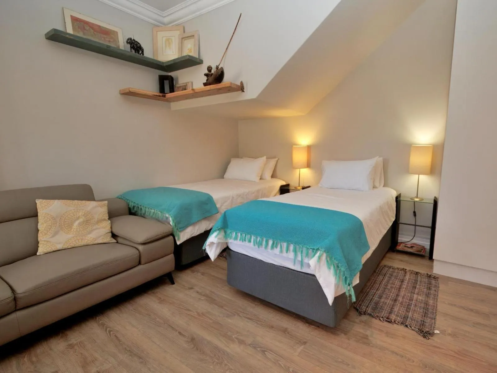 Bed in Beachwood Inn Melkbosstrand