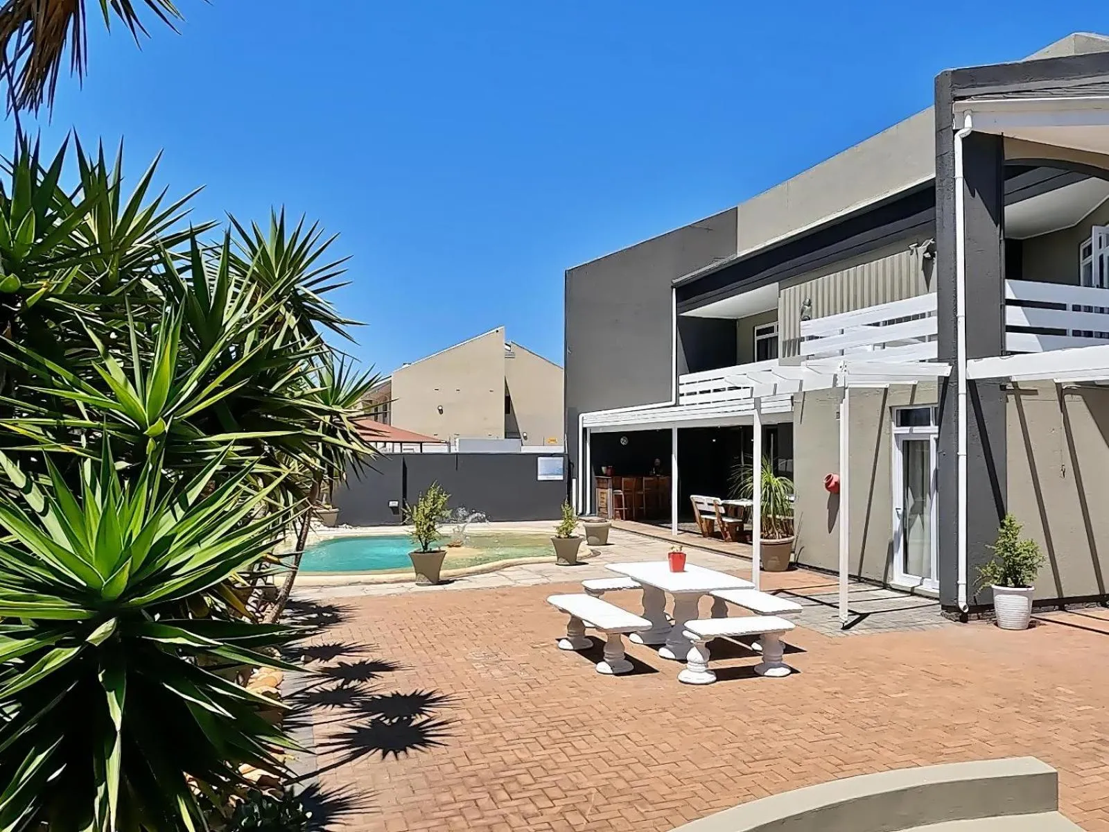 Patio in Beachwood Inn Melkbosstrand