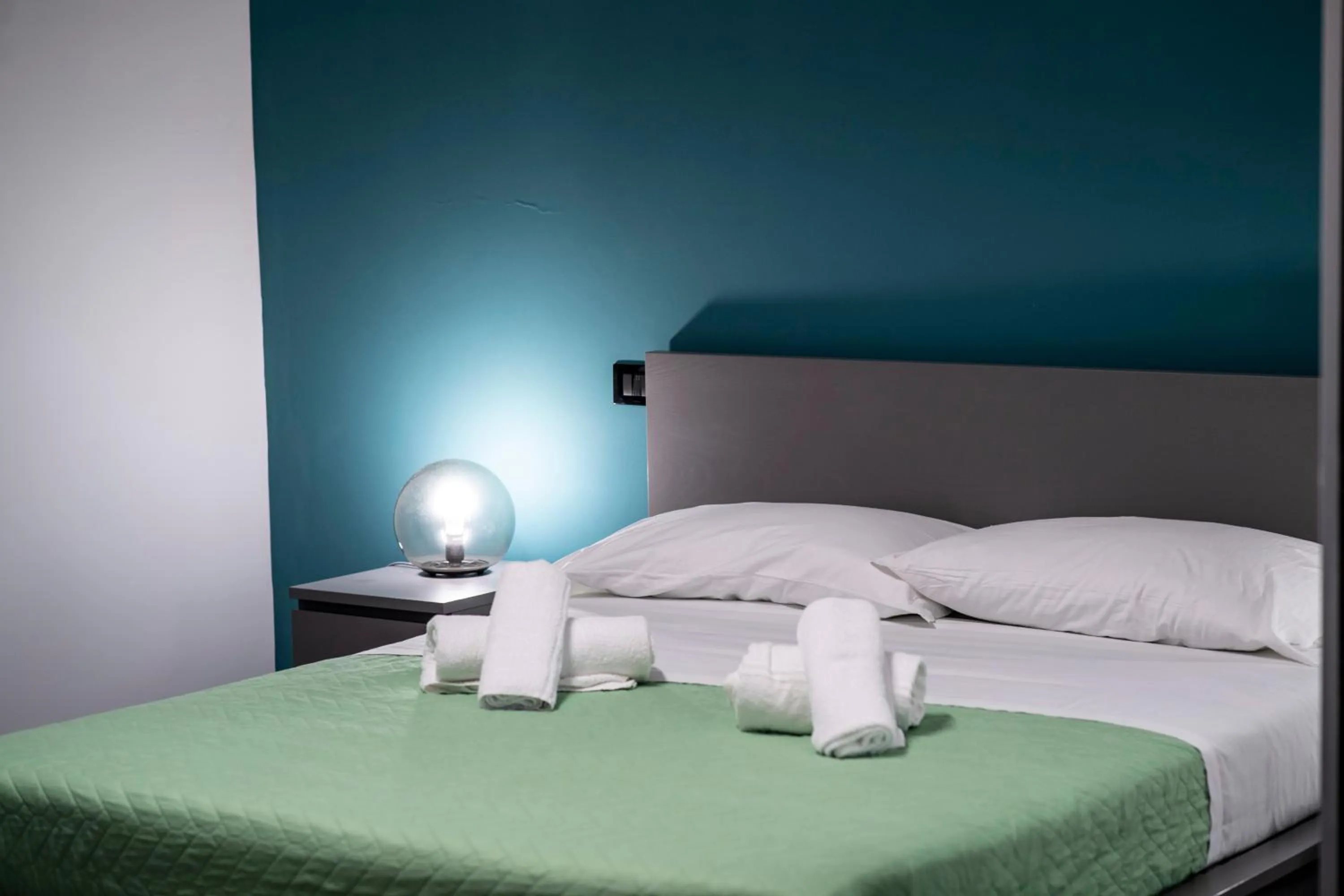 Bed in B&B Màkari holiday home