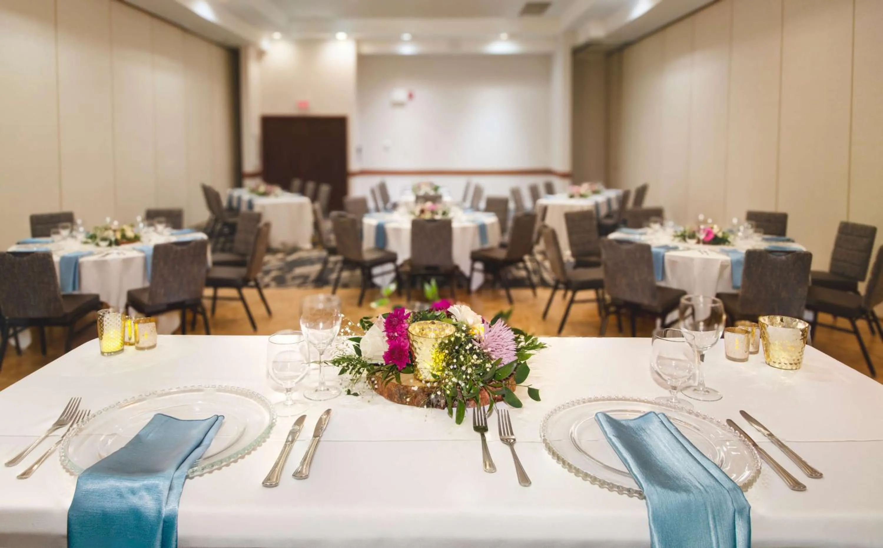 Banquet/Function facilities in Coast Canmore Hotel & Conference Centre