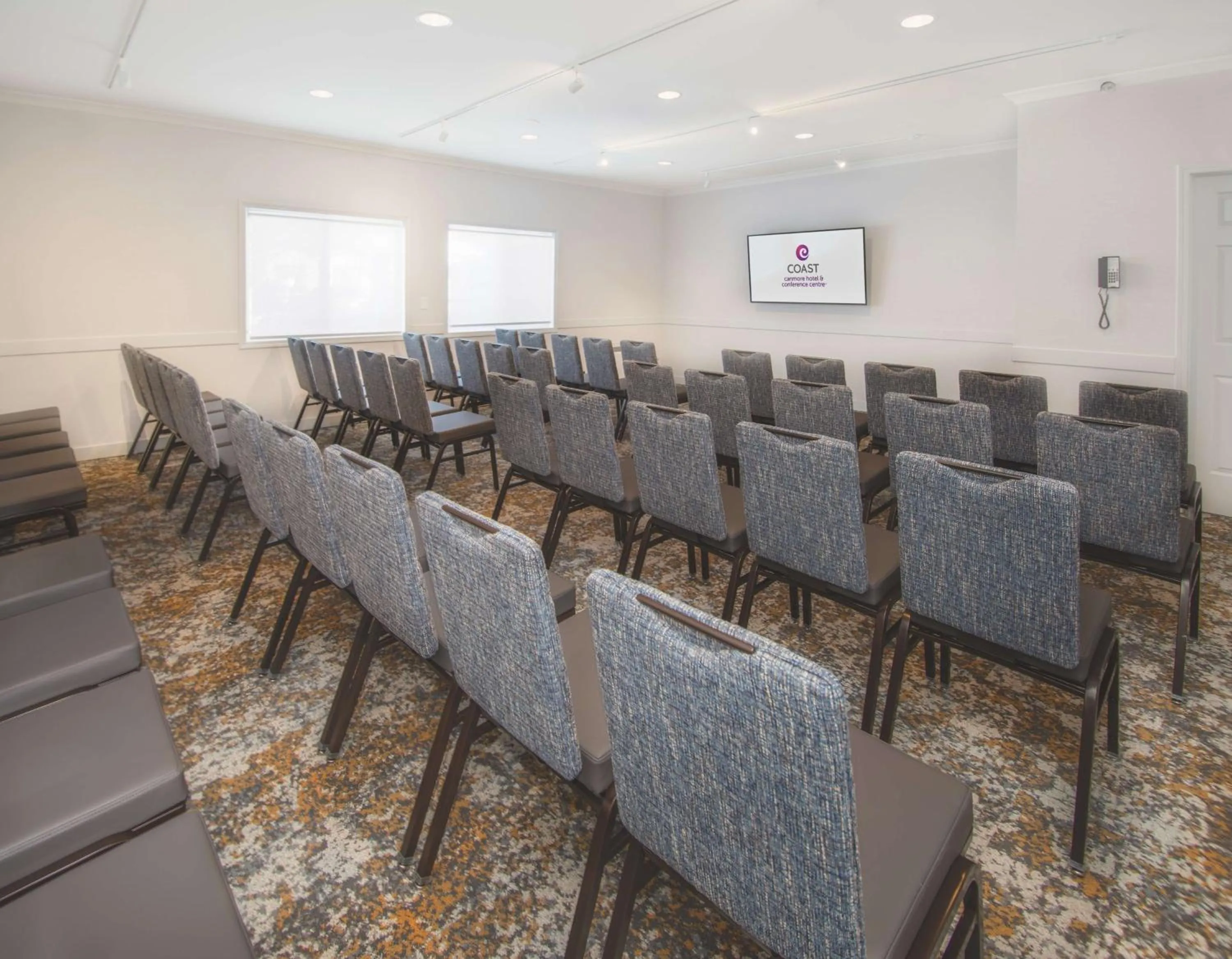 Meeting/conference room in Coast Canmore Hotel & Conference Centre