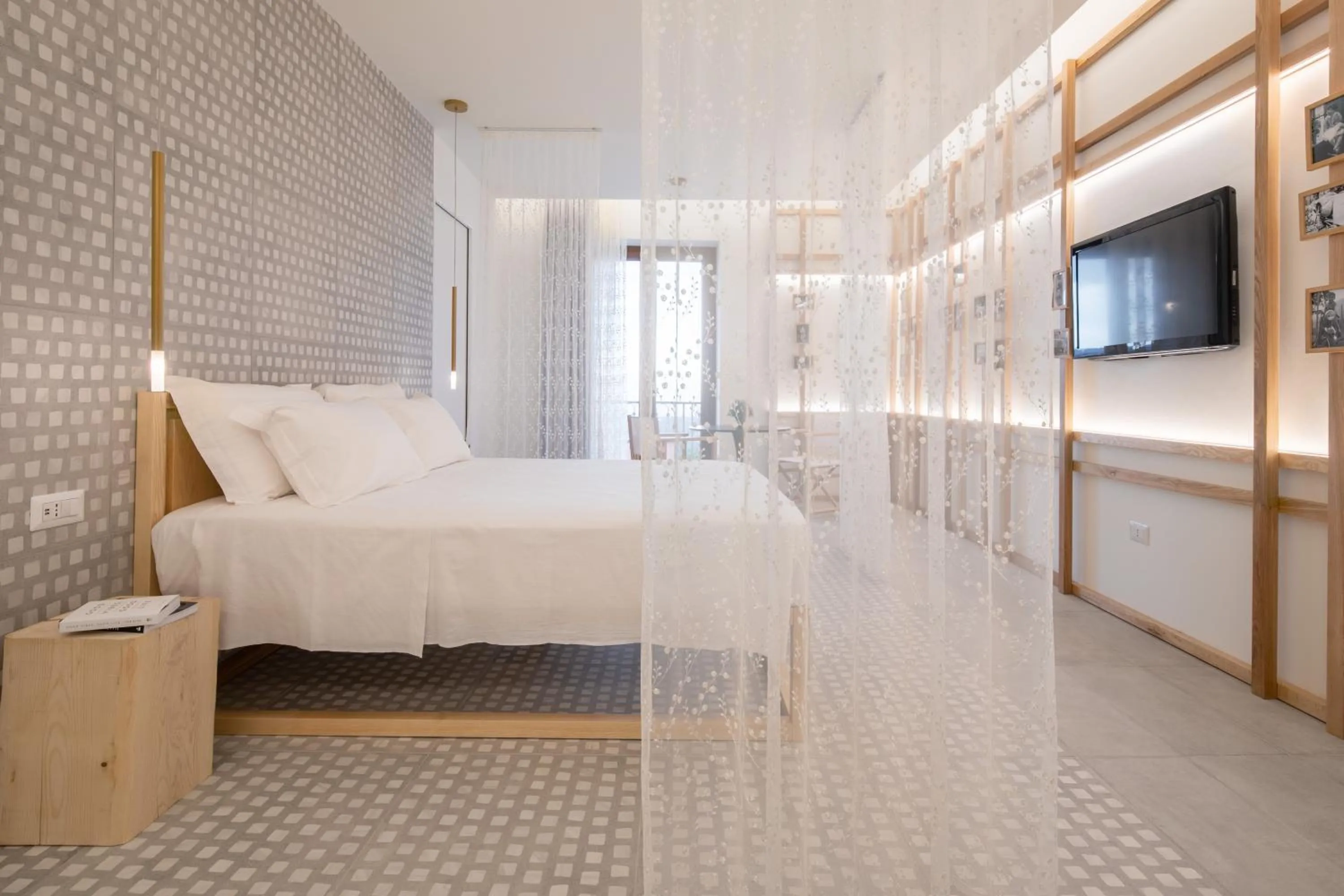 Bed in Terra del Sasso Suites - Design Architetto Salvatore Spataro