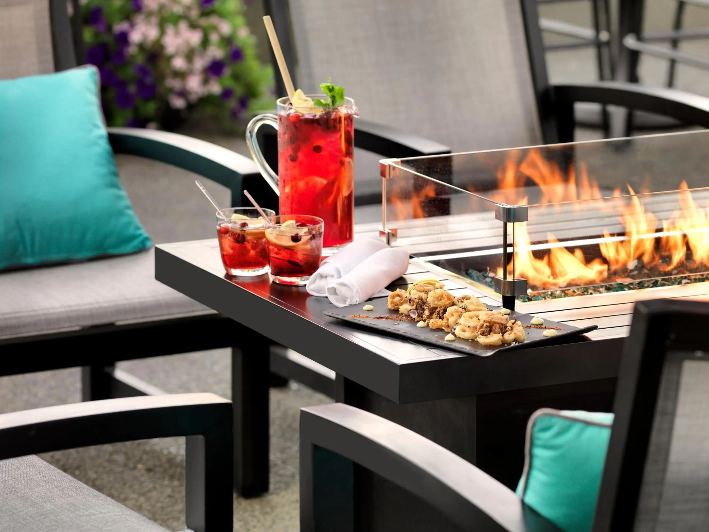 Food and drinks in Hotel Grand Pacific