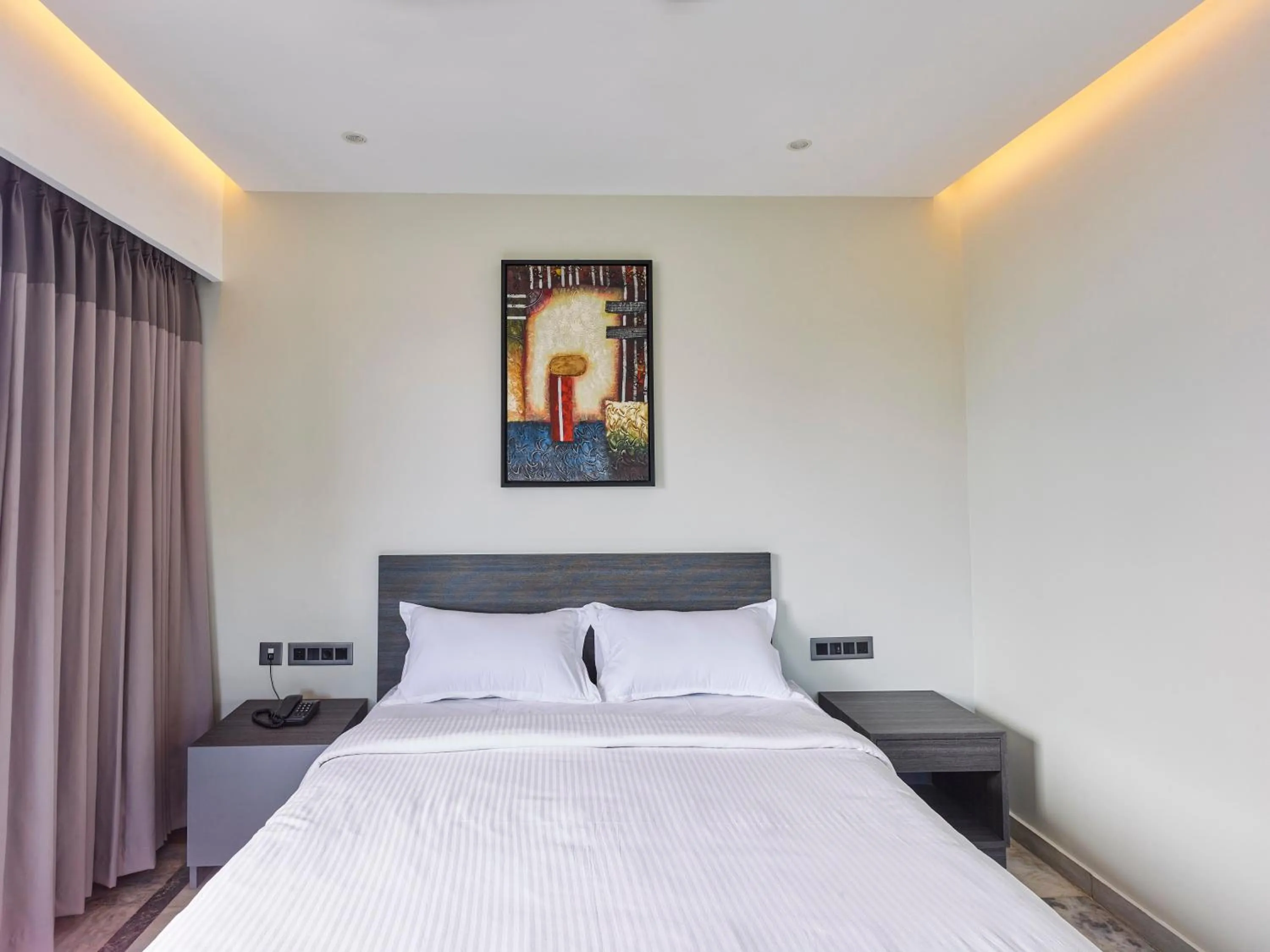 Bedroom, Bed in Ariya Nivaas A Vegetarian Hotel