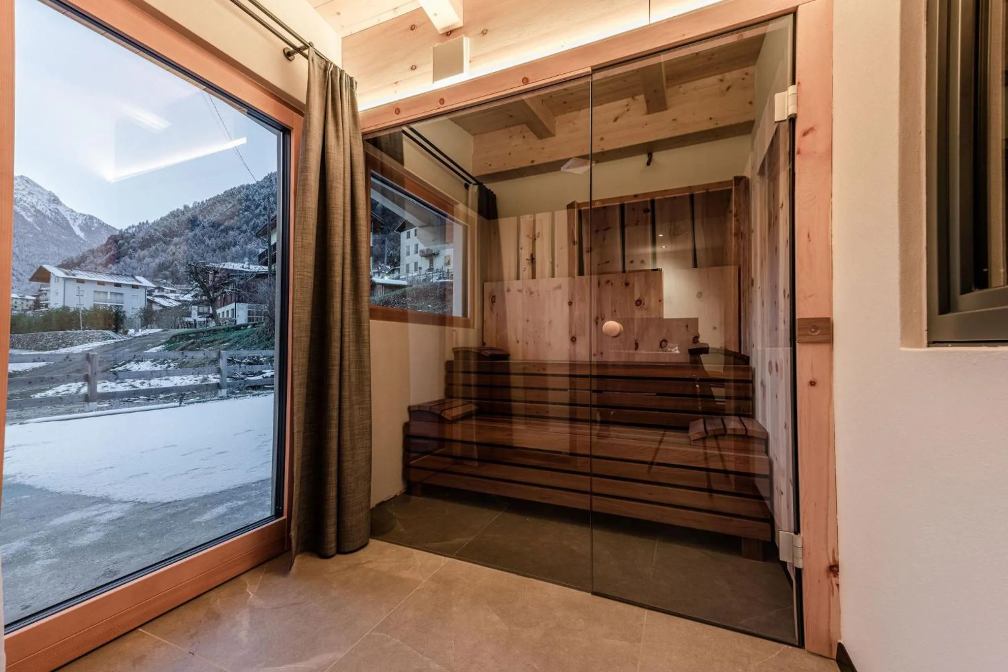Sauna in Nidaris - Luxury Private Spa Suites