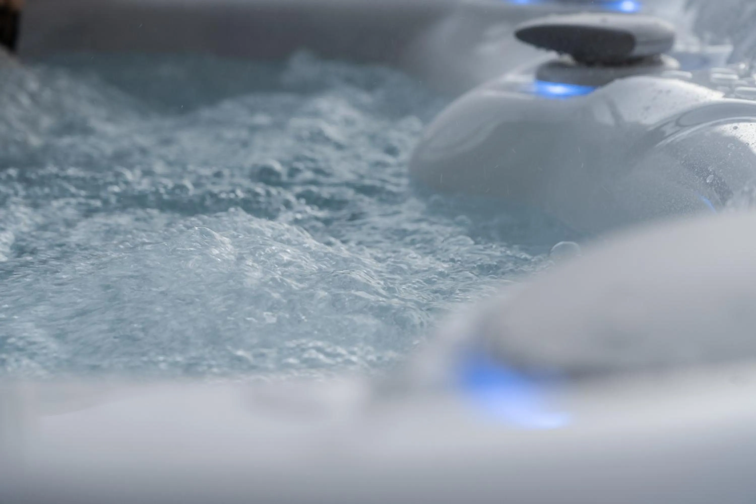 Hot Tub in Nidaris - Luxury Private Spa Suites