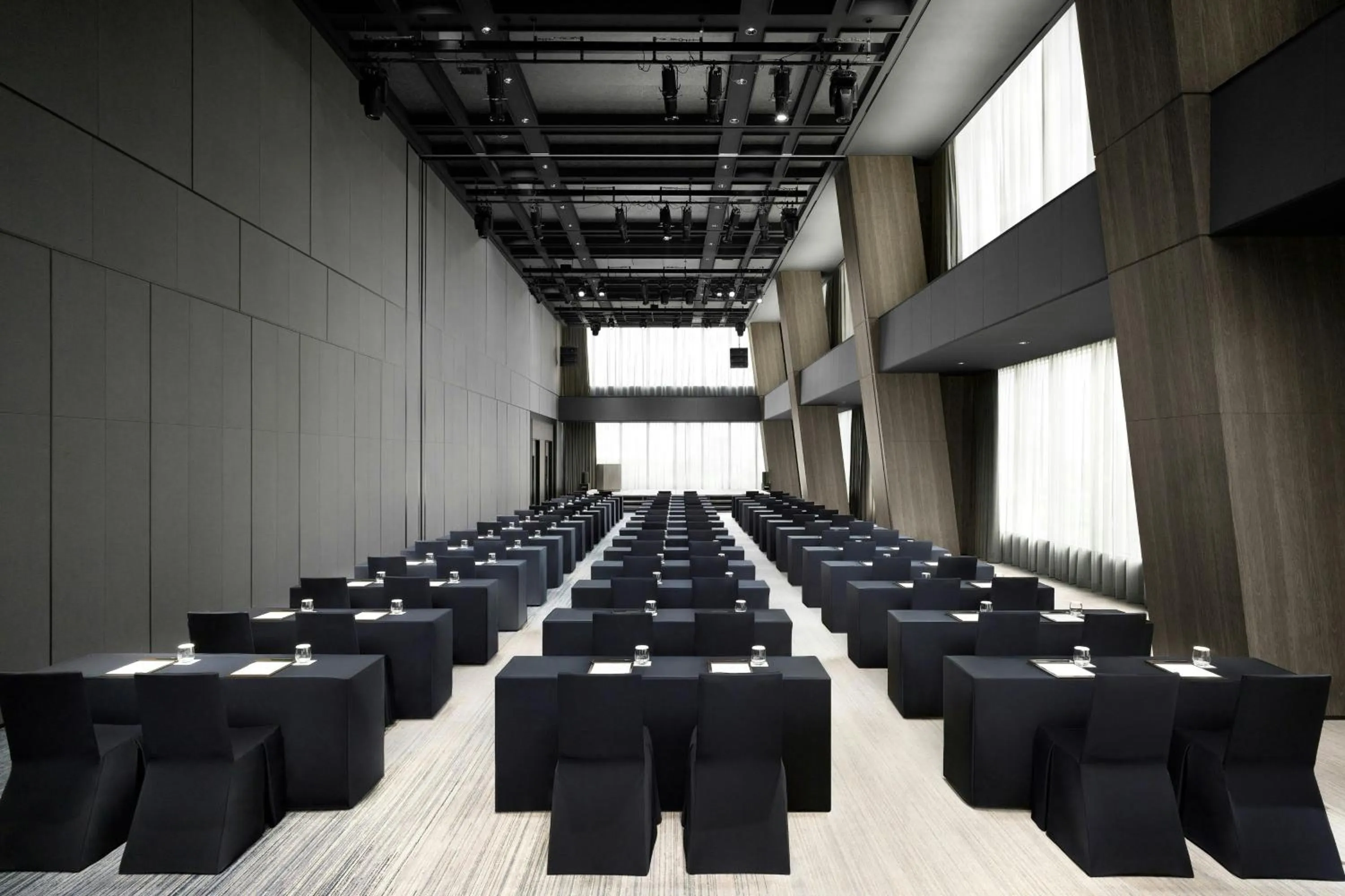 Meeting/conference room in Hotel Onoma Daejeon, Autograph Collection
