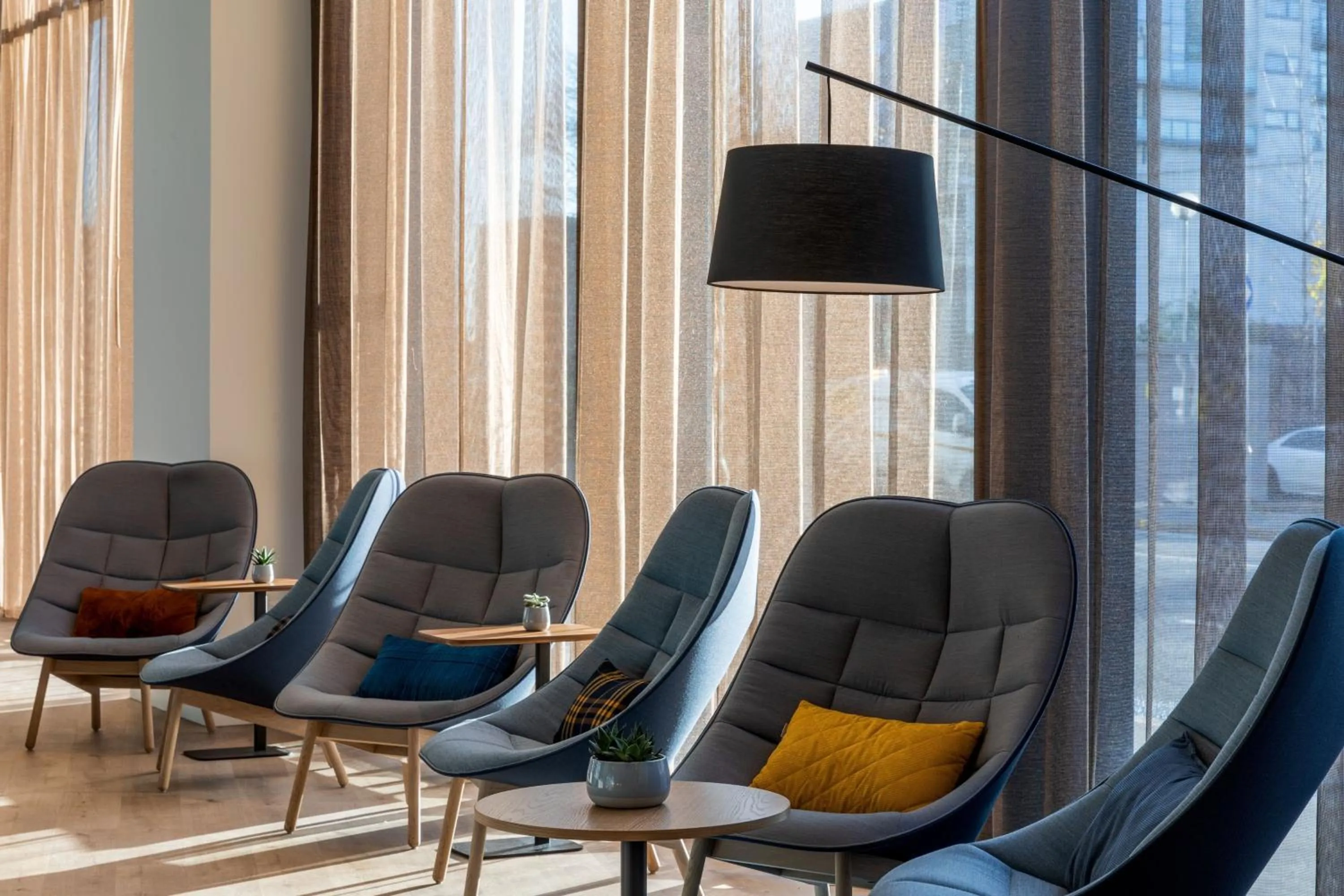 Lobby or reception in Courtyard by Marriott Glasgow SEC