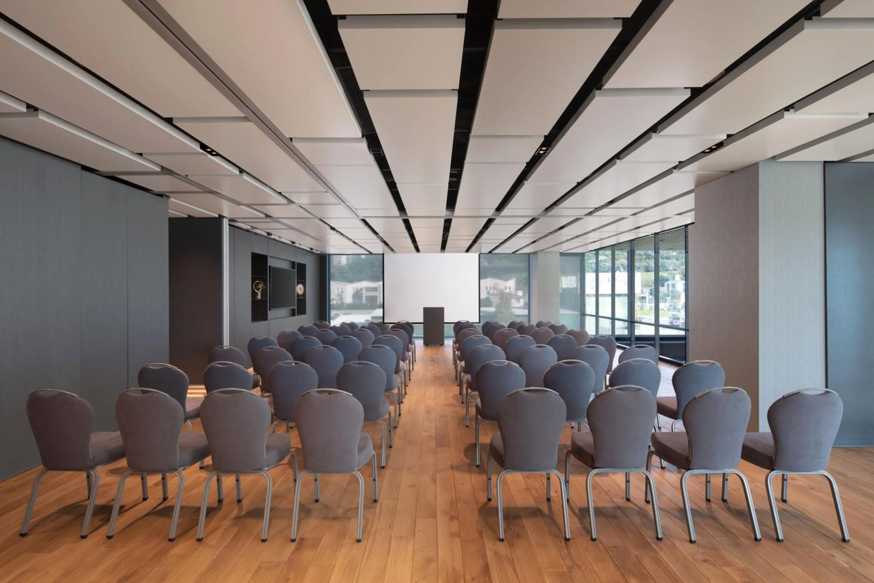 Meeting/conference room in Four Points by Sheraton Istanbul Kagithane