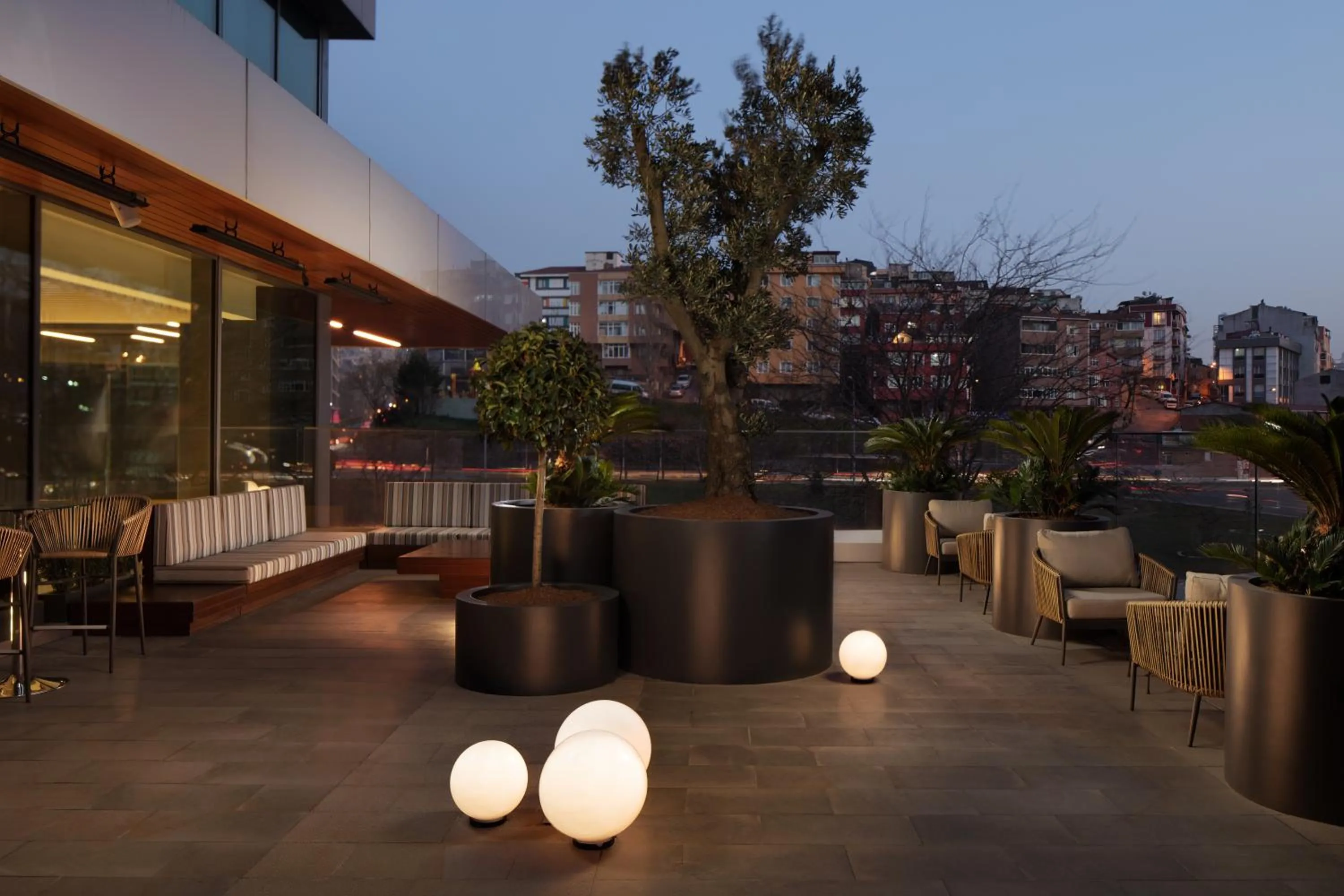 Balcony/Terrace in Four Points by Sheraton Istanbul Kagithane