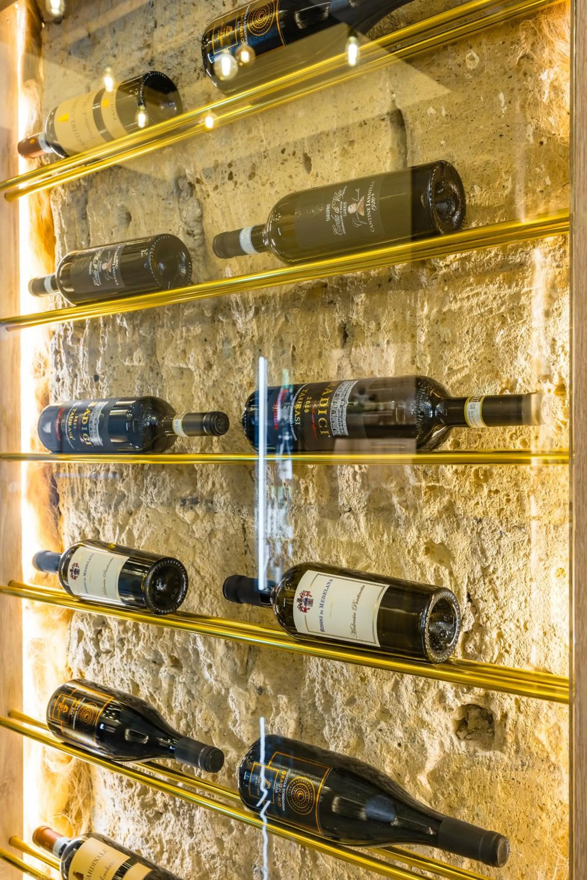 Restaurant/places to eat in Sant'Angelo Suites