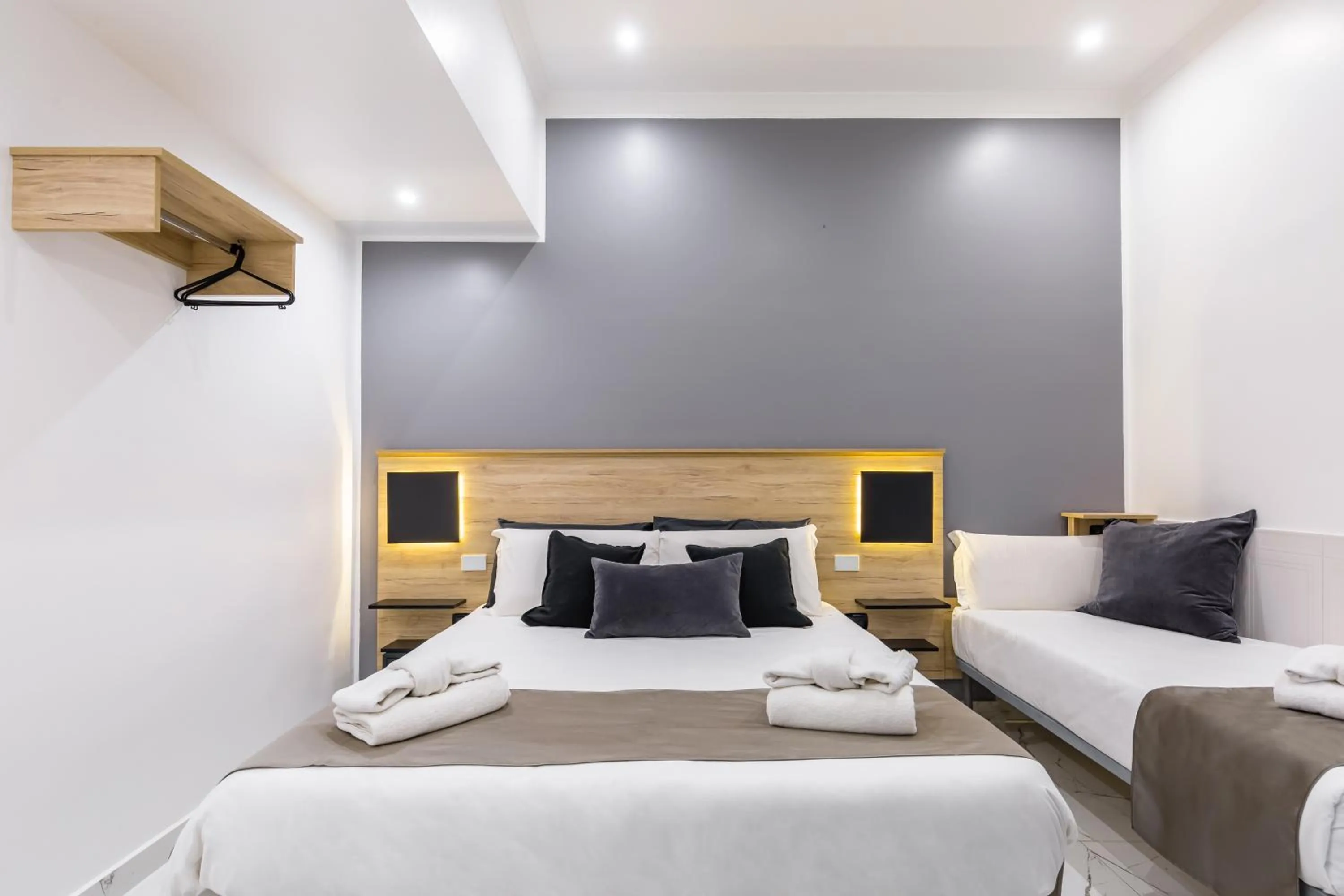 Bed in Sant'Angelo Suites