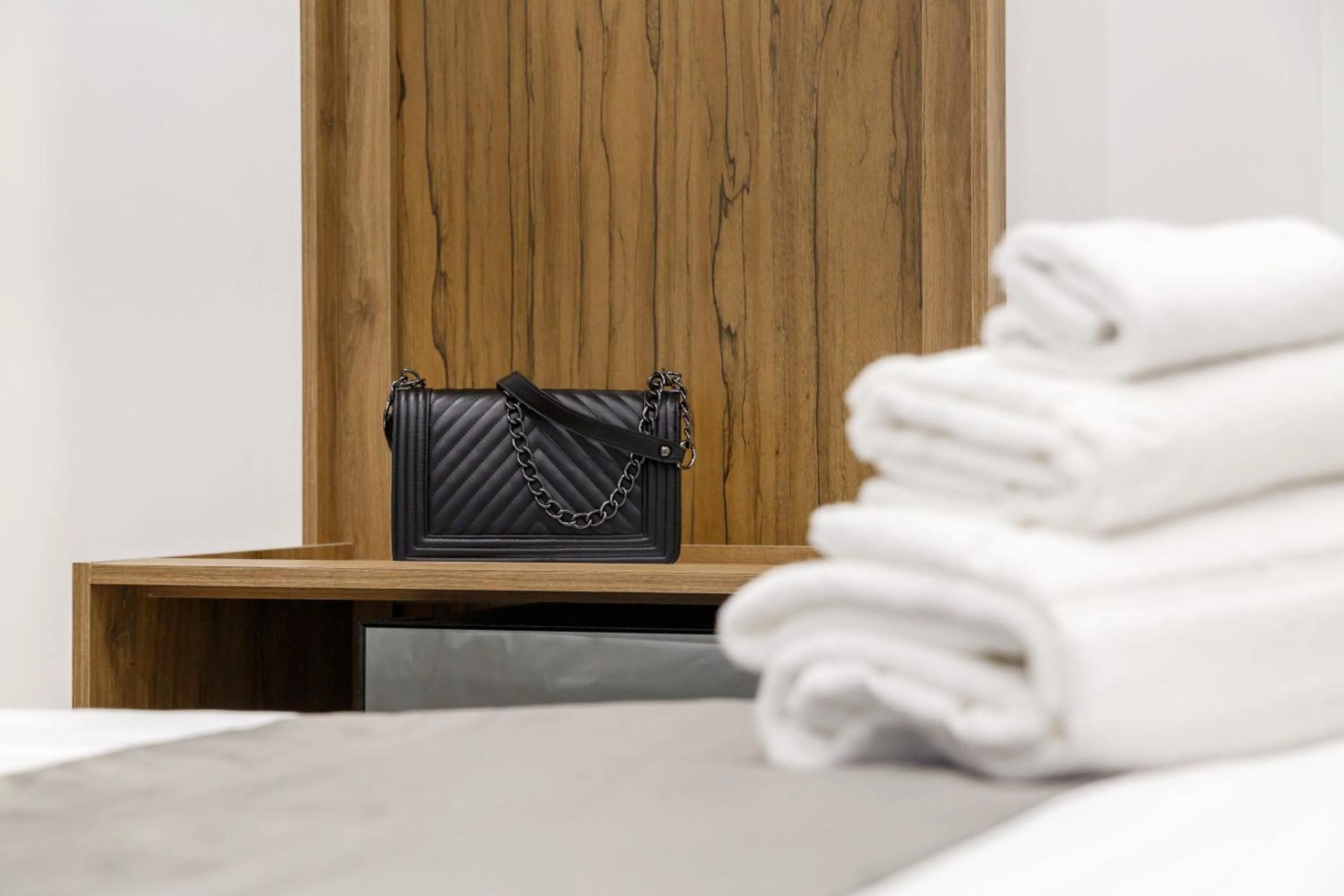 Bed in Sant'Angelo Suites