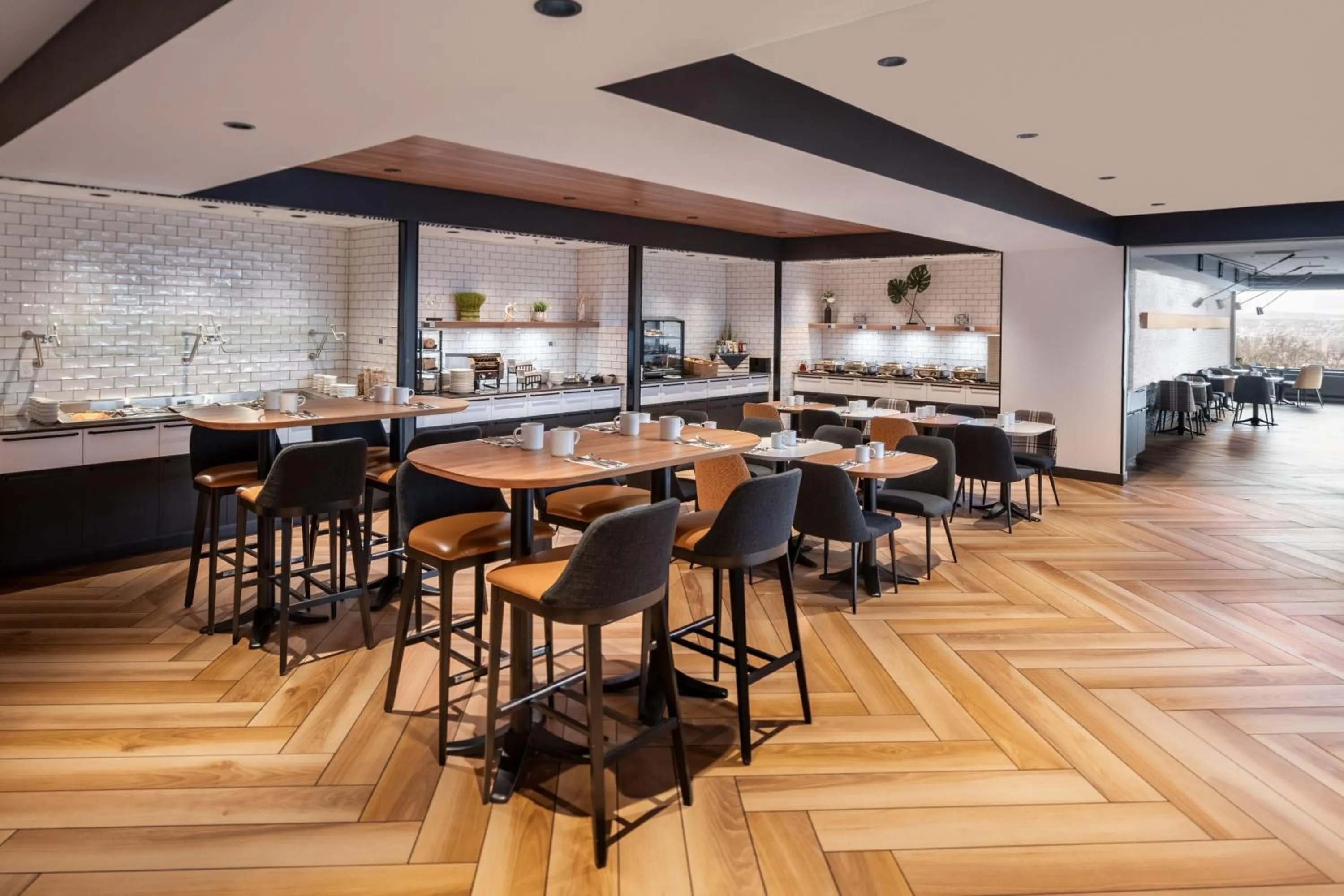 Restaurant/places to eat in Delta Hotels by Marriott Quebec
