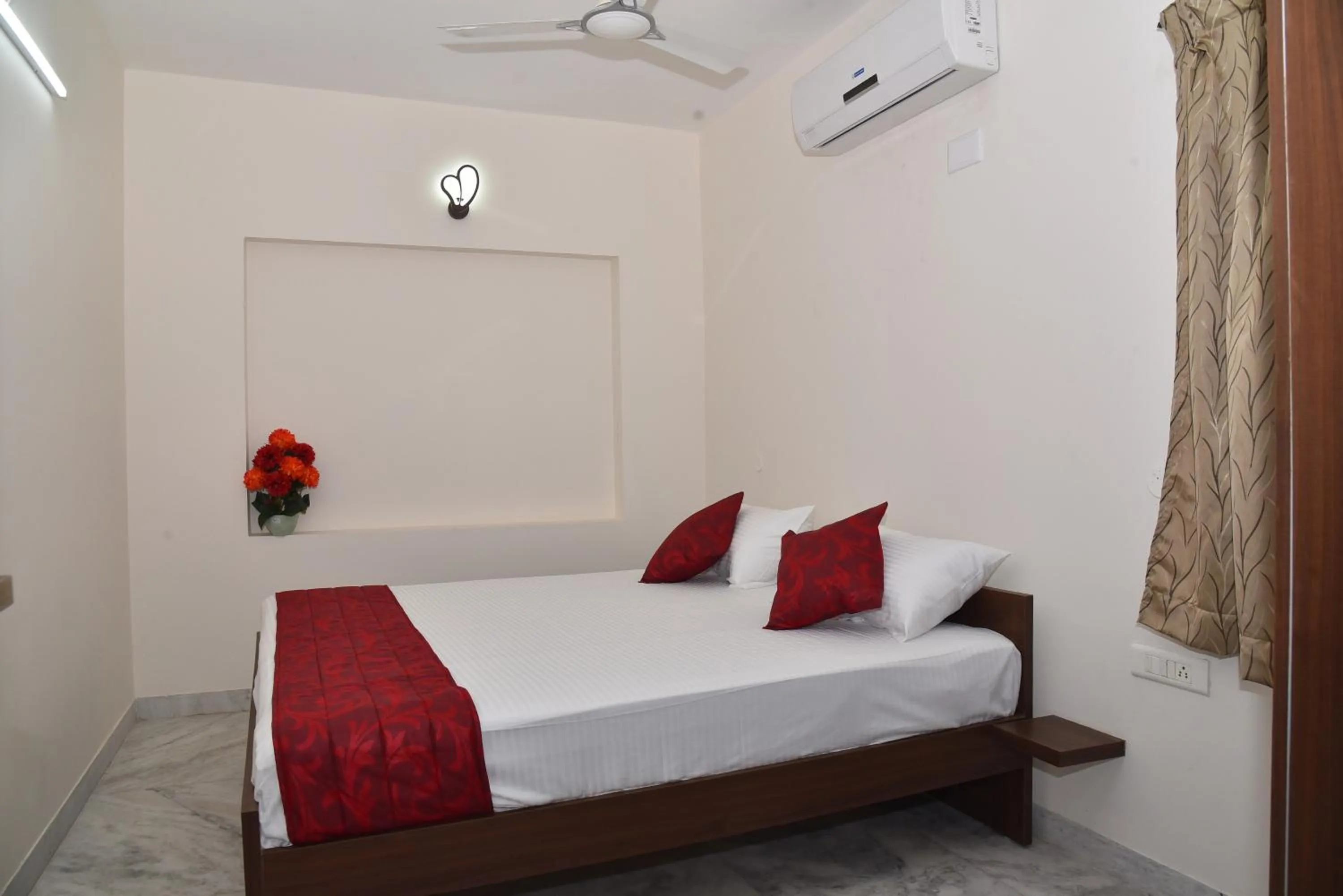 Bed in Home Stay @ Kommiya Inn