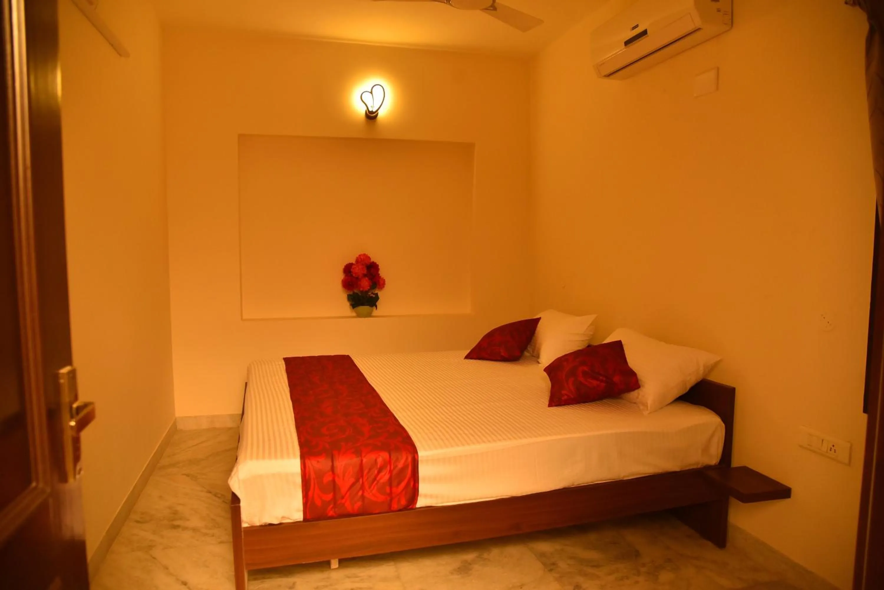 Bed in Home Stay @ Kommiya Inn