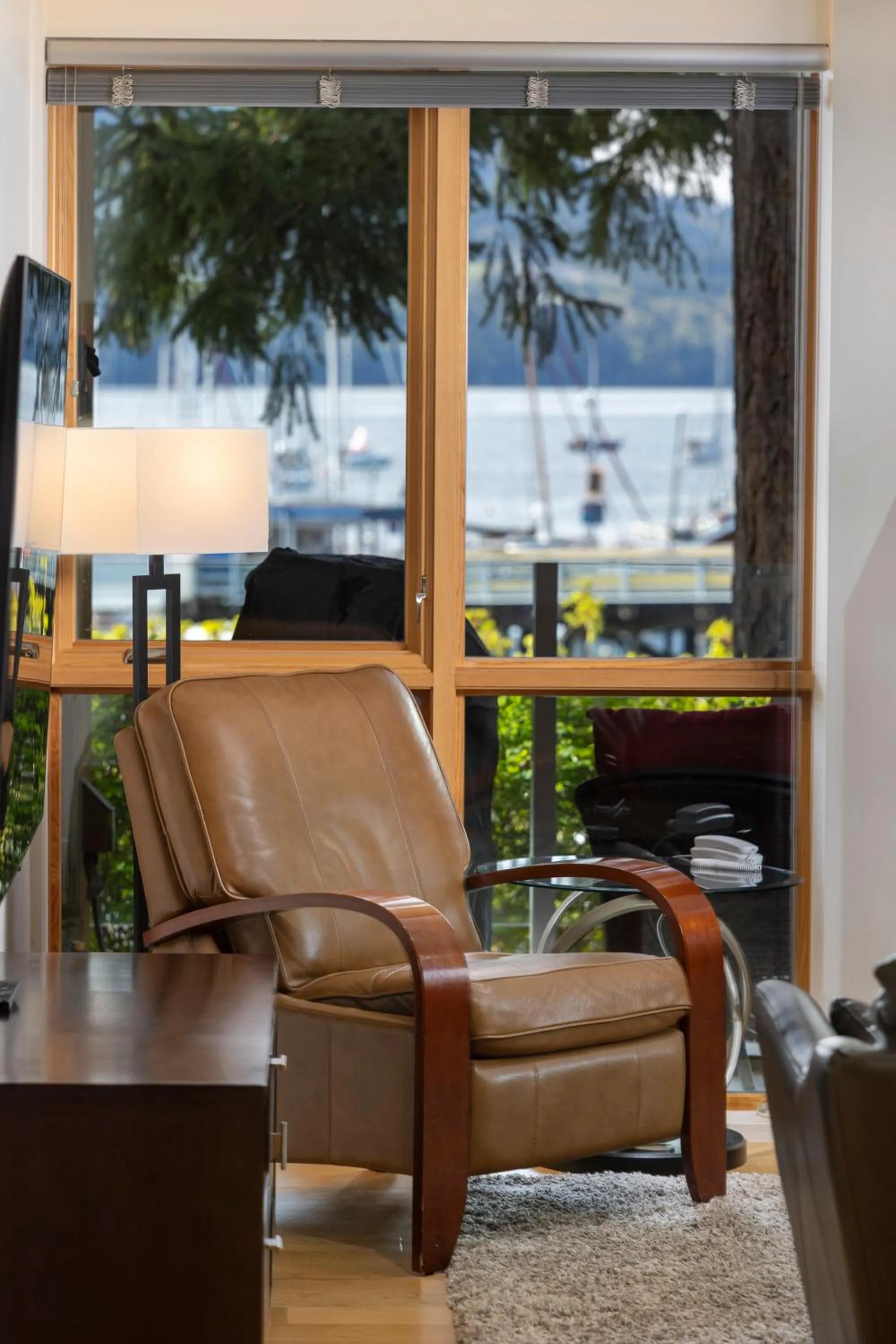 Seating area in Brentwood Bay Resort & Spa