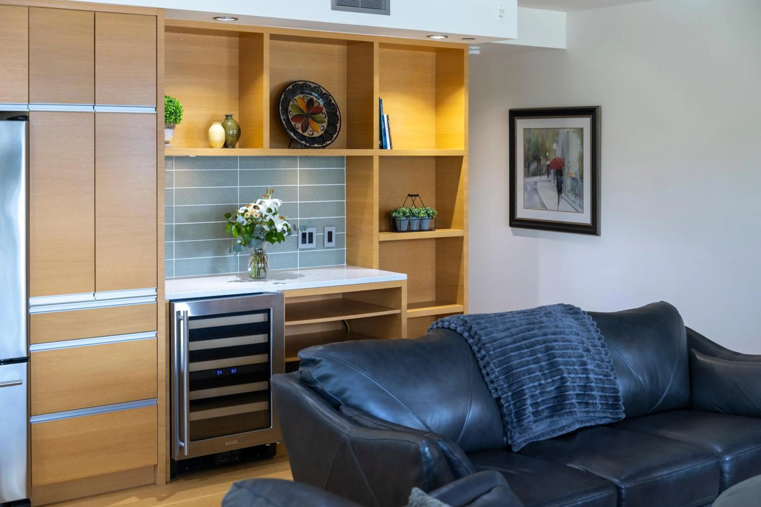 Living room in Brentwood Bay Resort & Spa