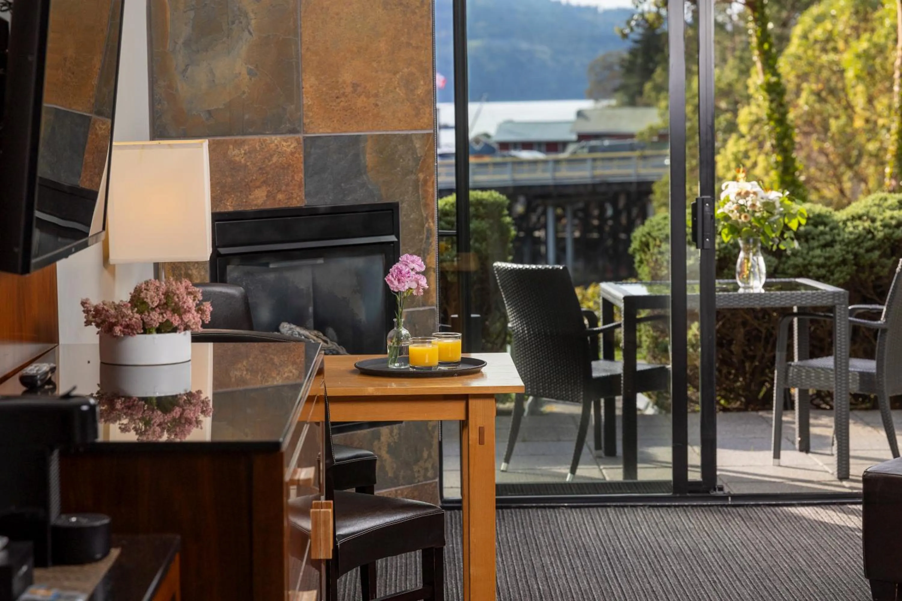 Patio in Brentwood Bay Resort & Spa
