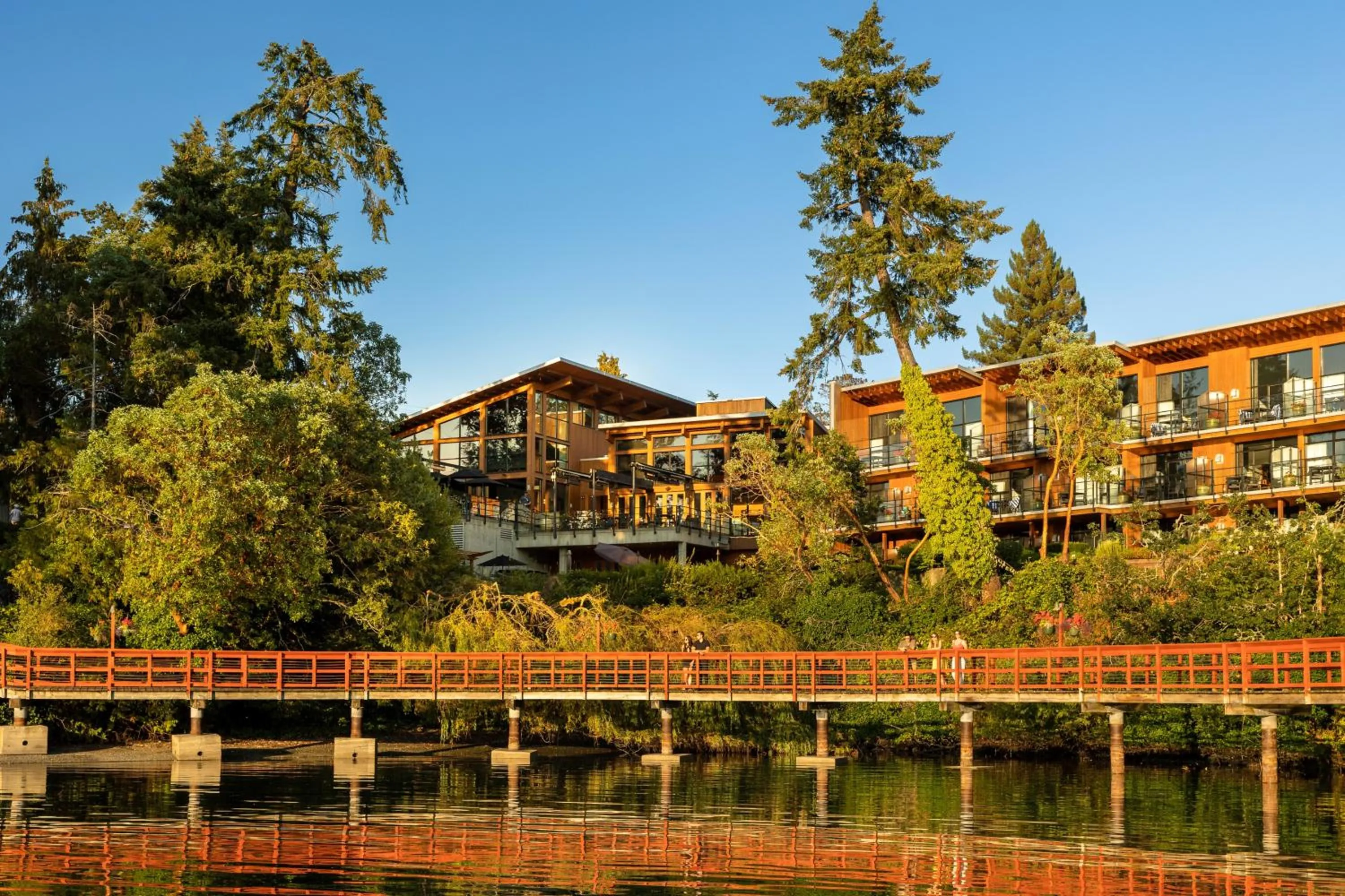 Property building in Brentwood Bay Resort & Spa