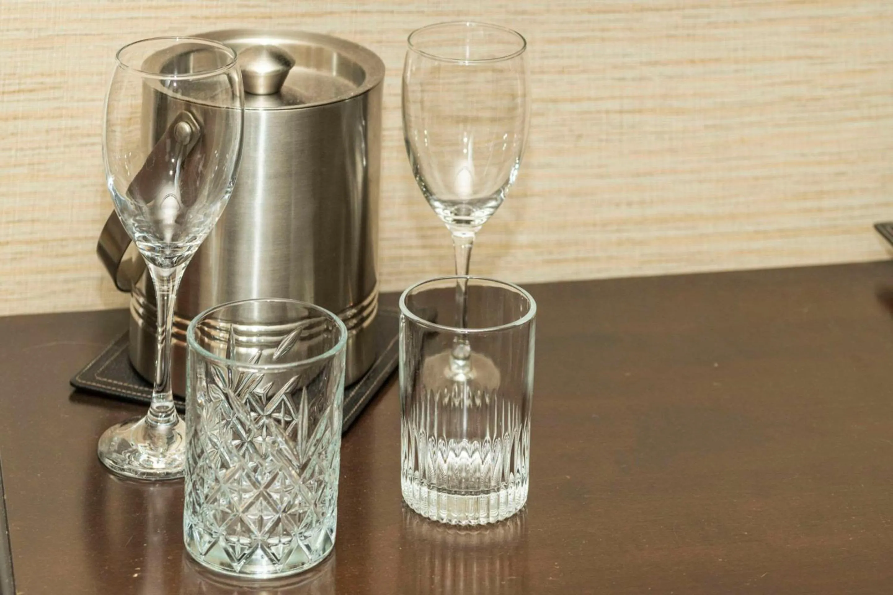 Bedroom in Chateau Cartier Hotel & Resort, an Ascend Collection Resort