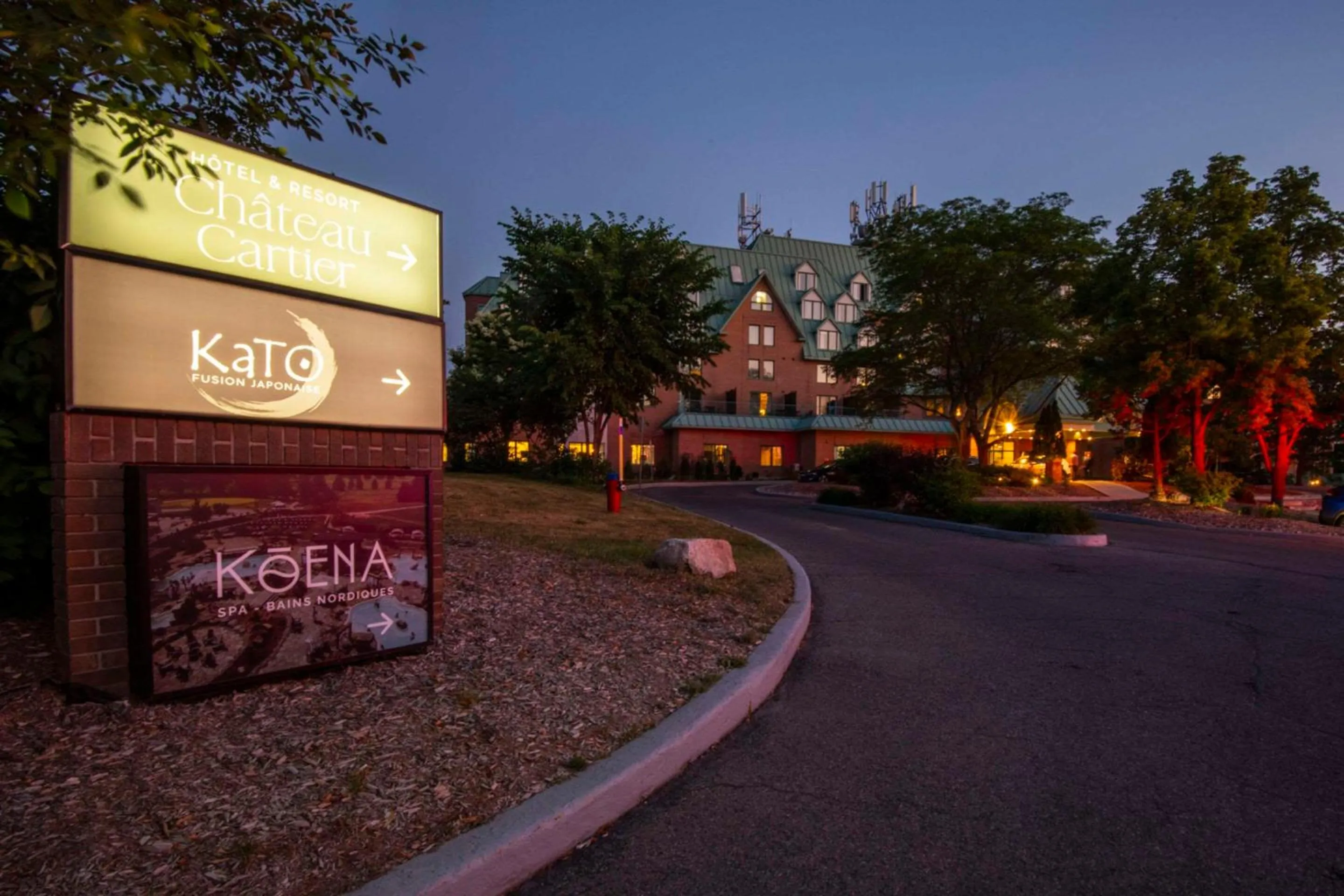 Property building in Chateau Cartier Hotel & Resort, an Ascend Collection Resort