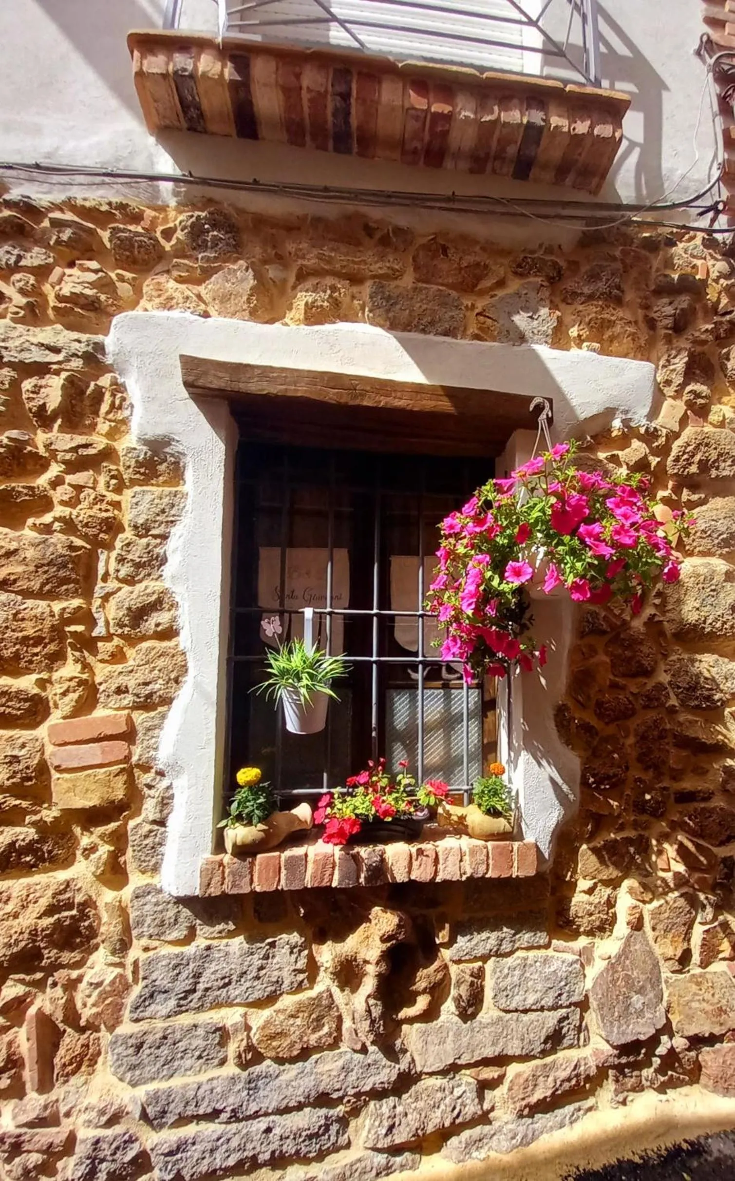 B&B Santu Giuvanni "Un tuffo nel passato Fonnese"