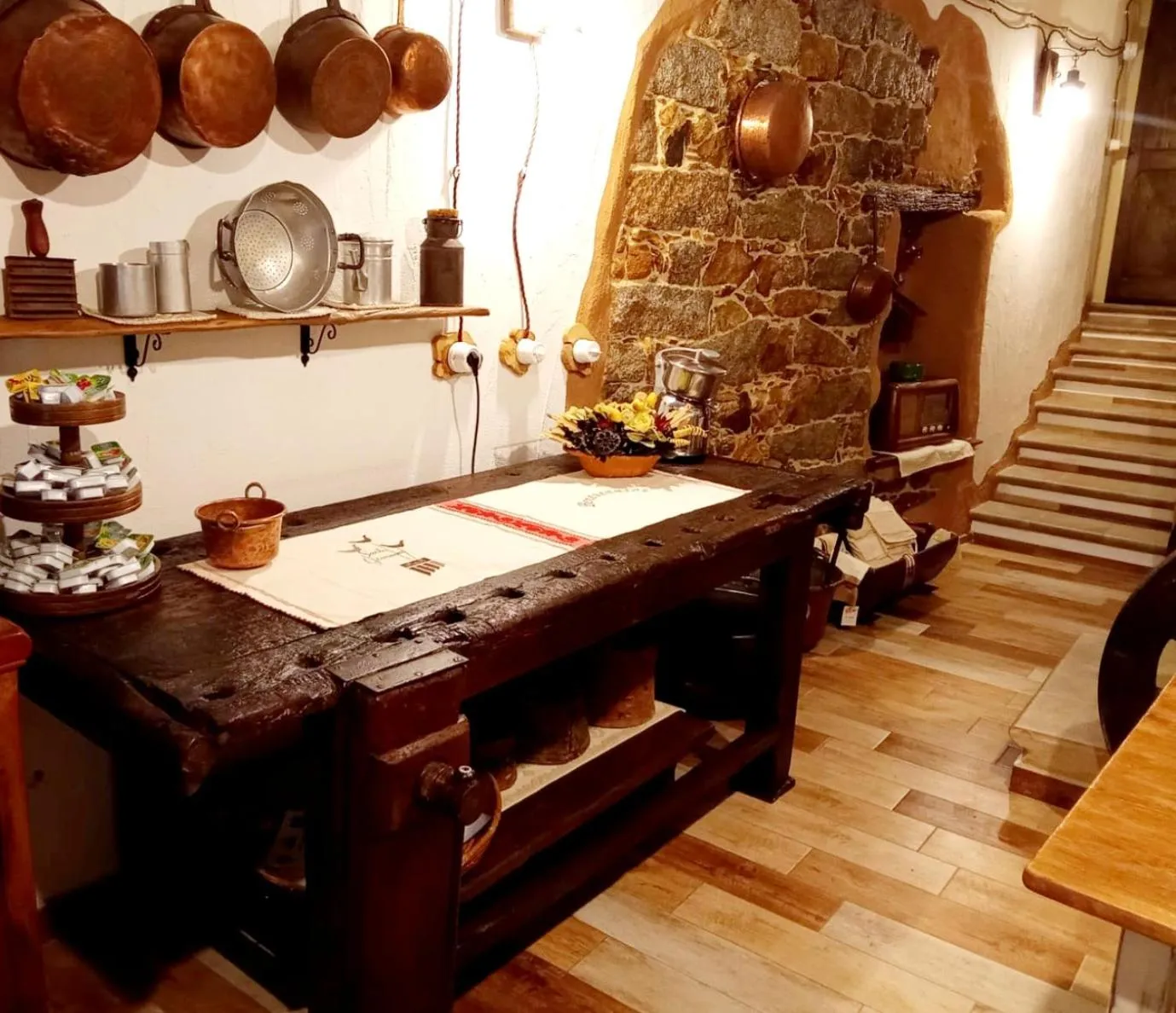 B&B Santu Giuvanni "Un tuffo nel passato Fonnese"