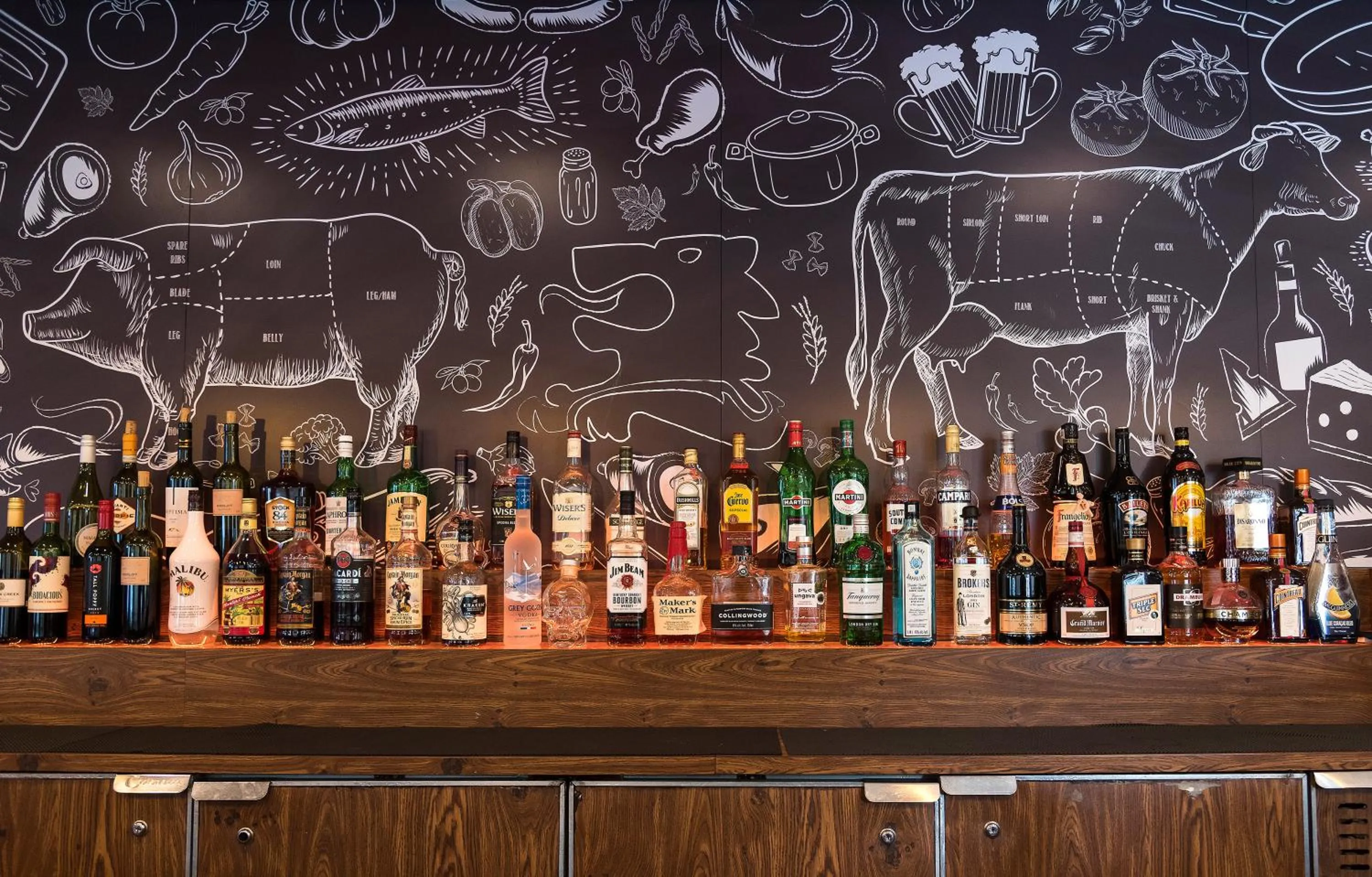 Restaurant/places to eat in Ottawa Embassy Hotel & Suites