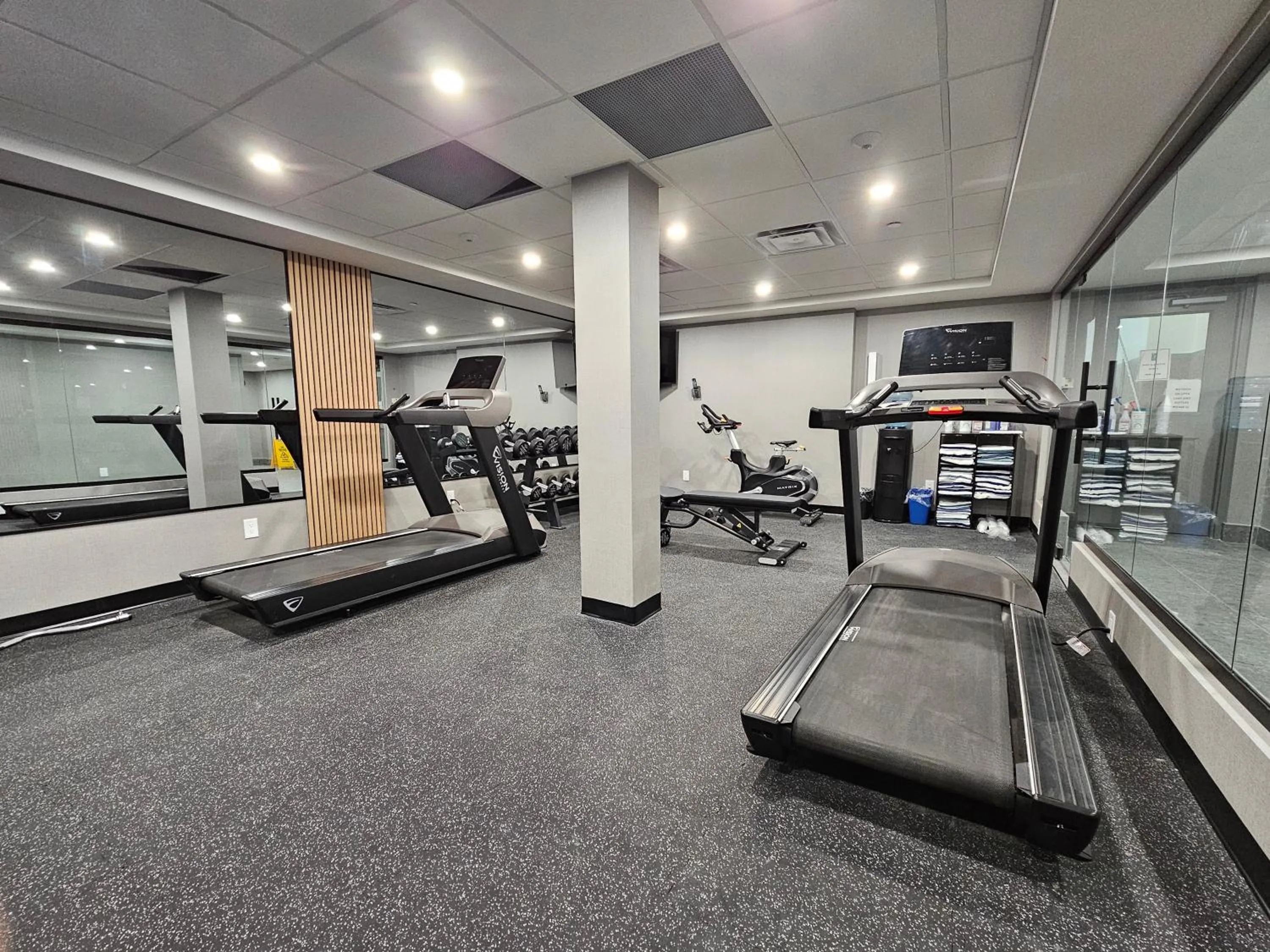 Fitness centre/facilities in Vittoria Hotel & Suites