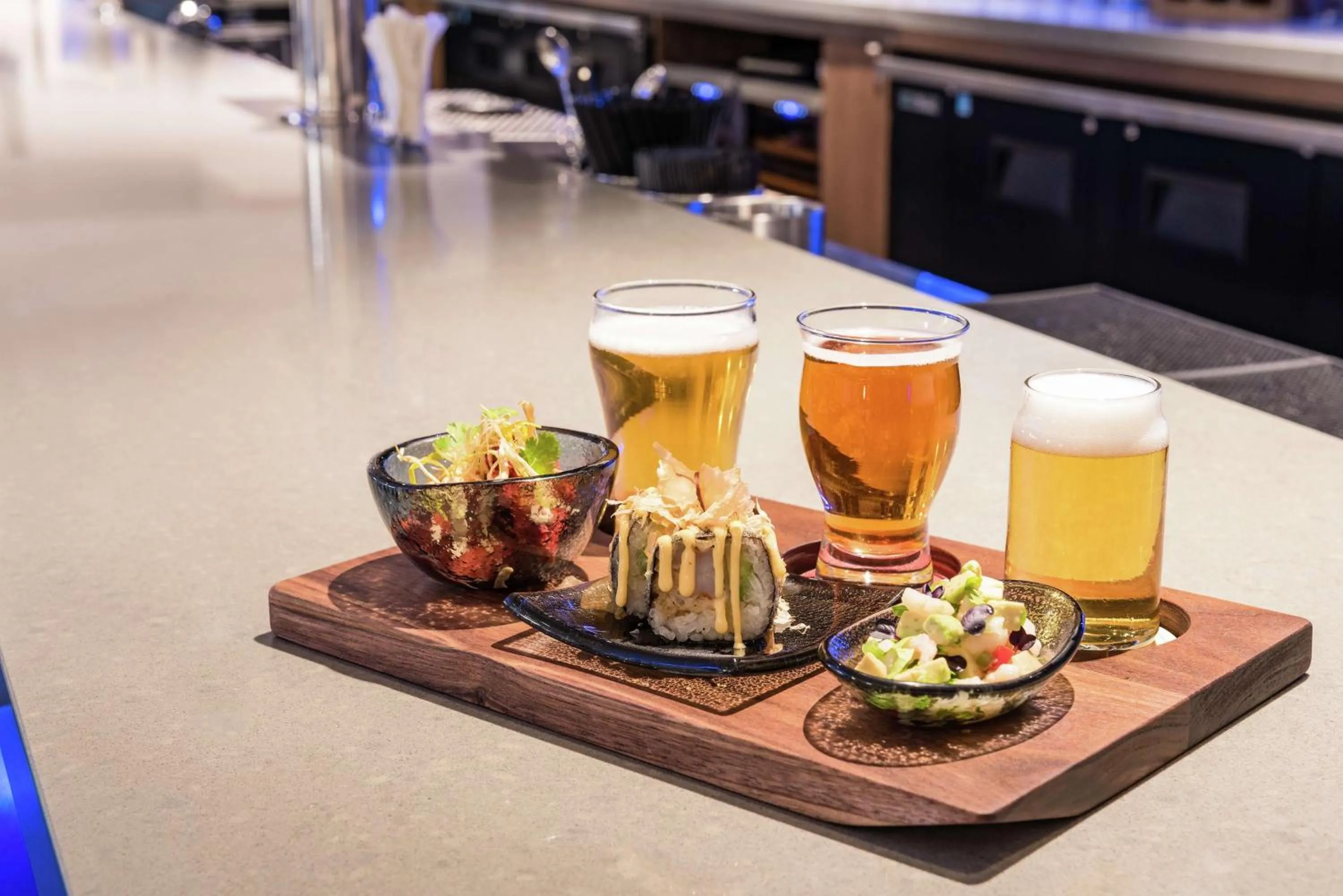 Dining area in Hilton Garden Inn Ottawa Downtown
