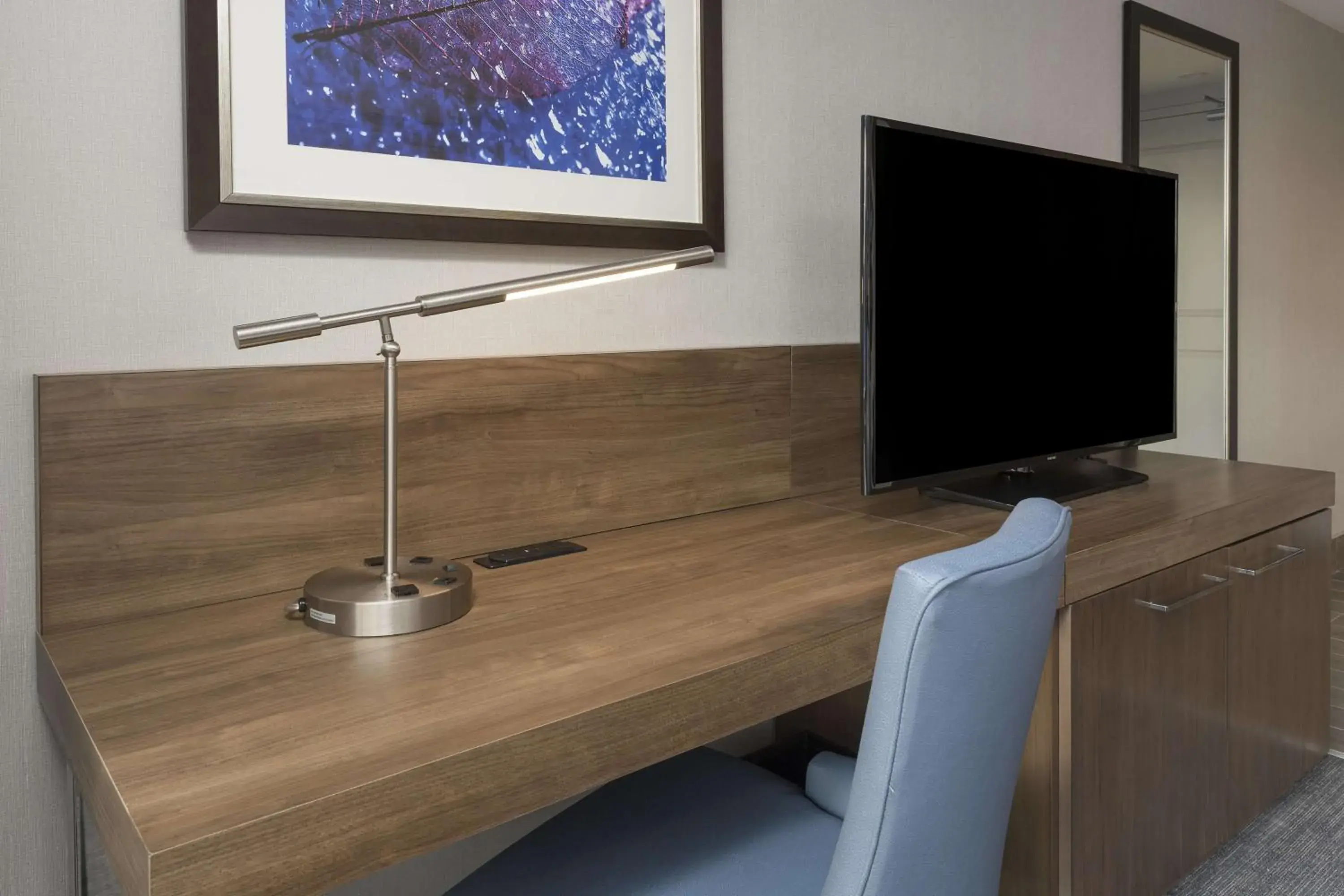 King Room in Hilton Garden Inn Ottawa Downtown King Room in Hilton Garden Inn Ottawa Downtown