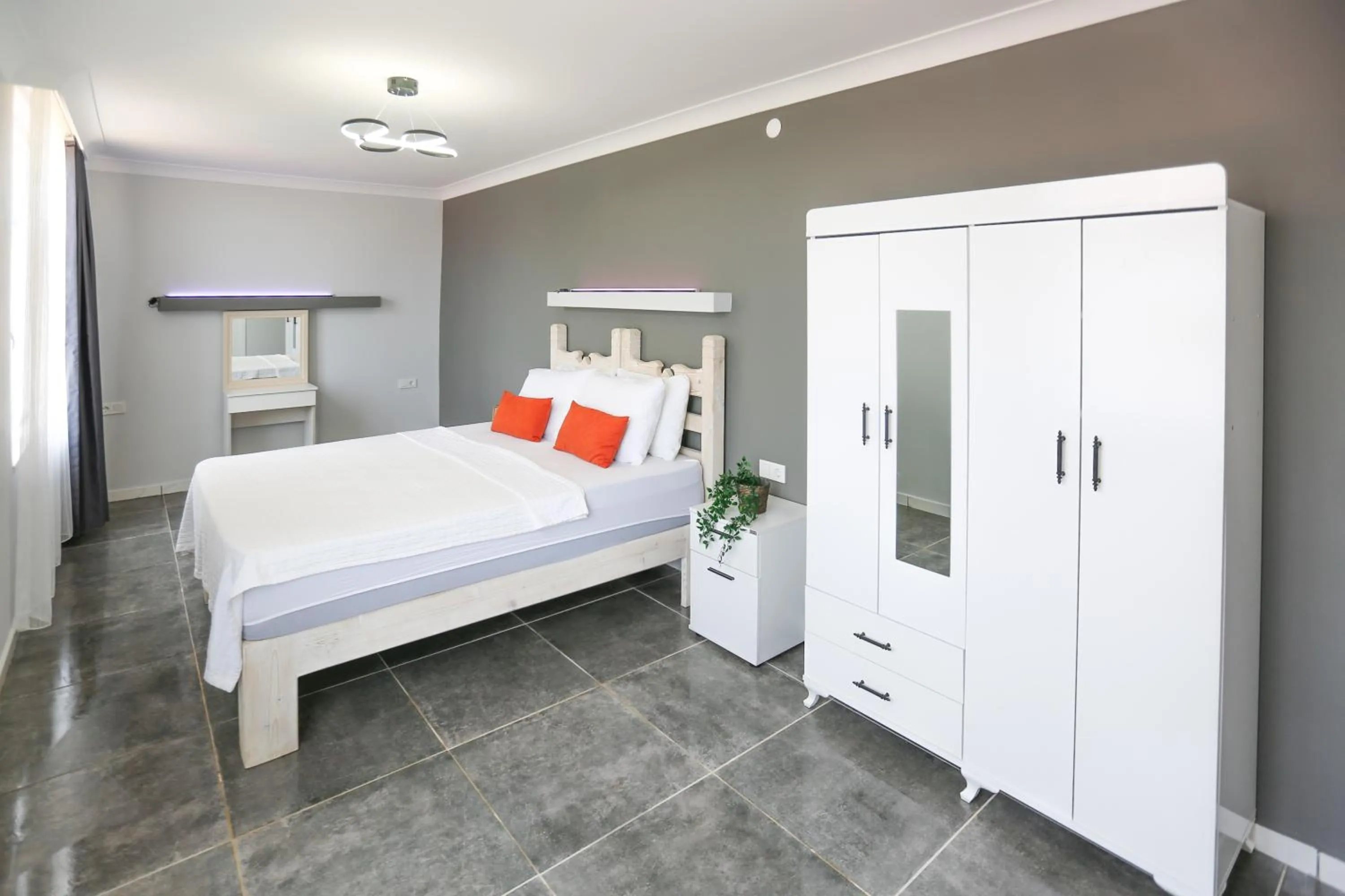 Photo of the whole room, Bed in Just Dream Suites