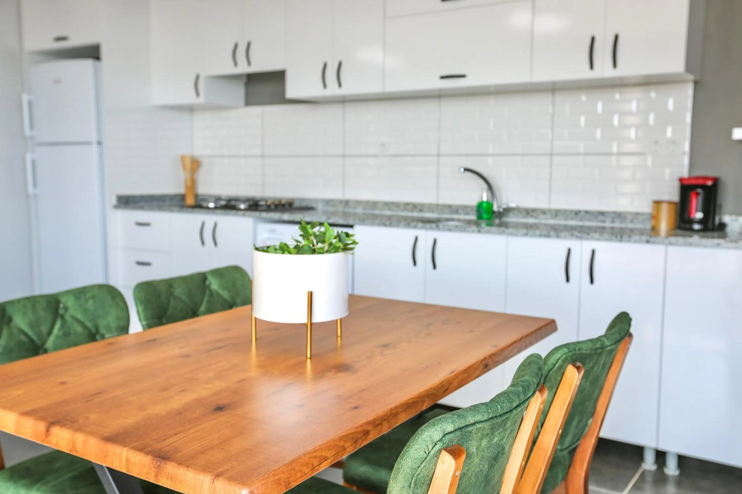 Coffee/tea facilities in Just Dream Suites