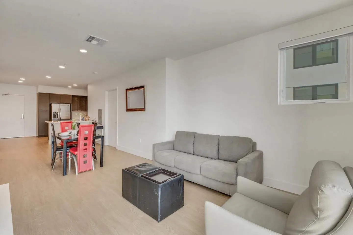 Living room in Apart Hotel near Dodgers Stadium